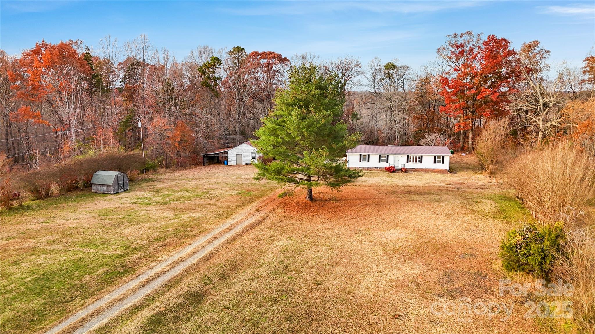 435 Moose Club Road Property Photo 1