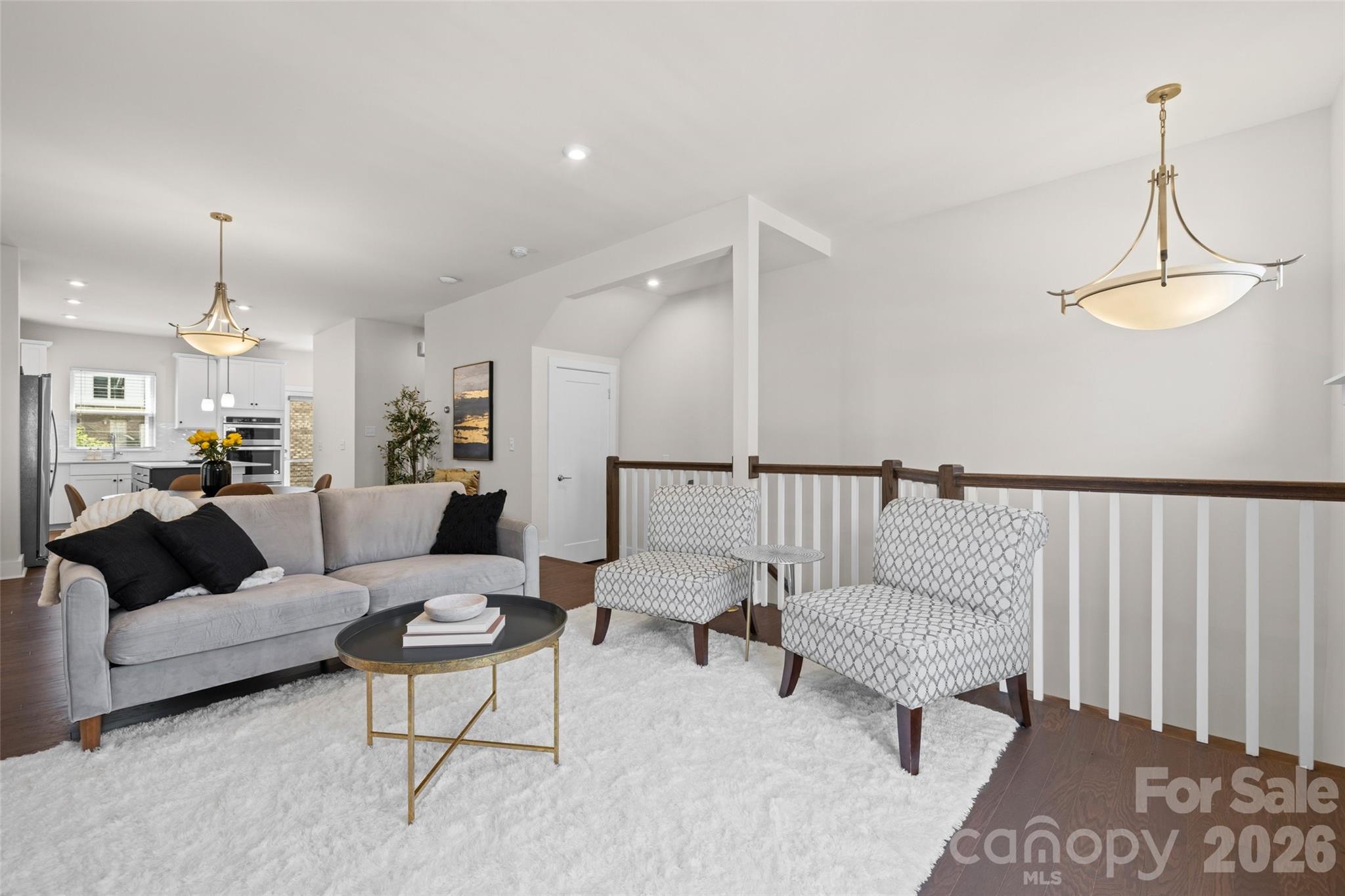 16034 Roscoe Lane Property Photo 3