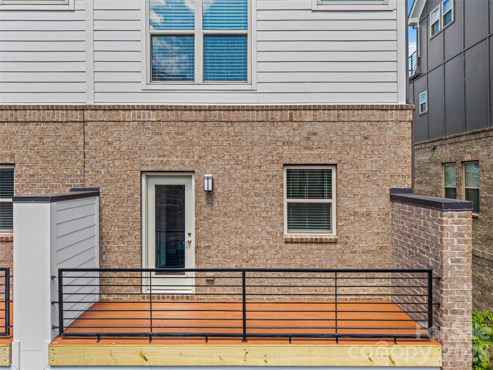 16034 Roscoe Lane Property Photo 34