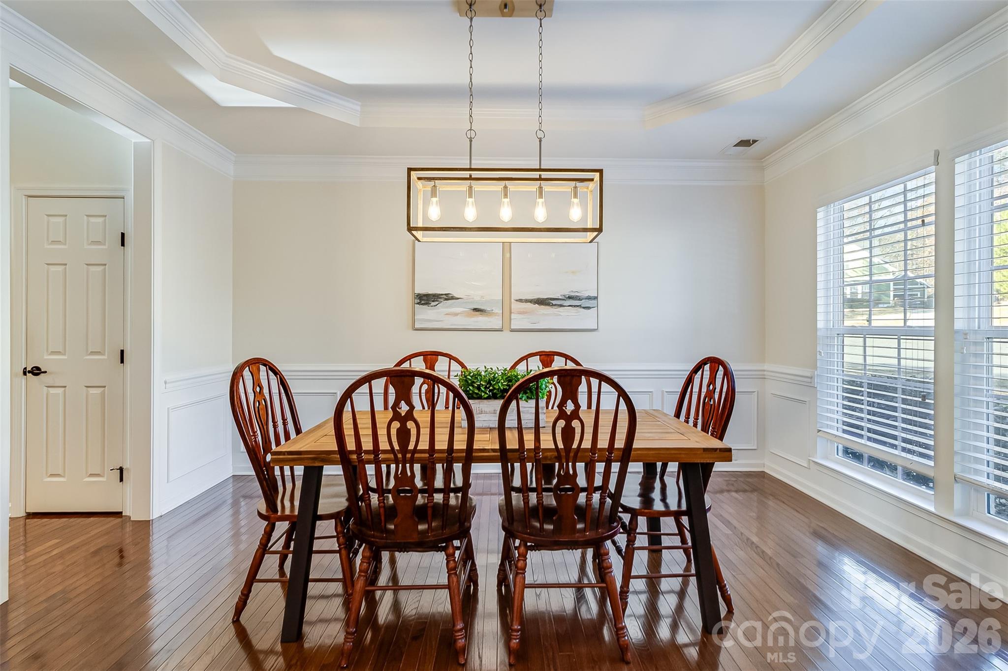 447 Leaf Arbor Court Property Photo 6