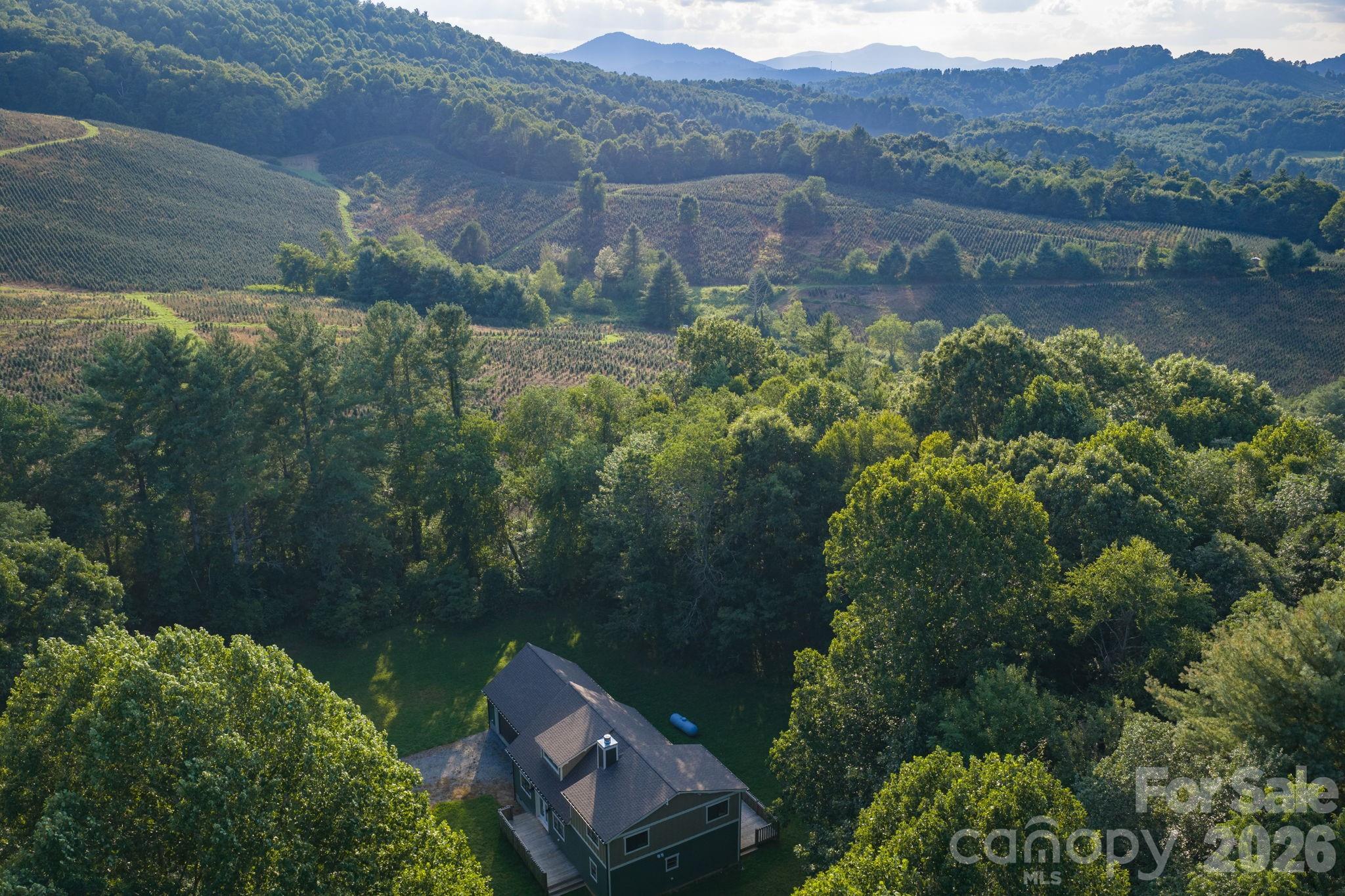 486 Hunter-lysik Way Property Photo 1
