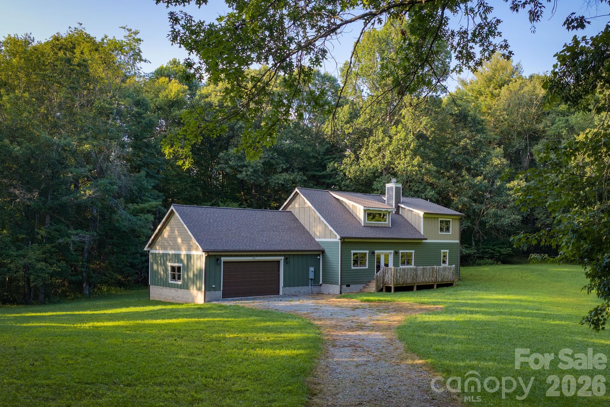 486 Hunter-lysik Way Property Photo 2
