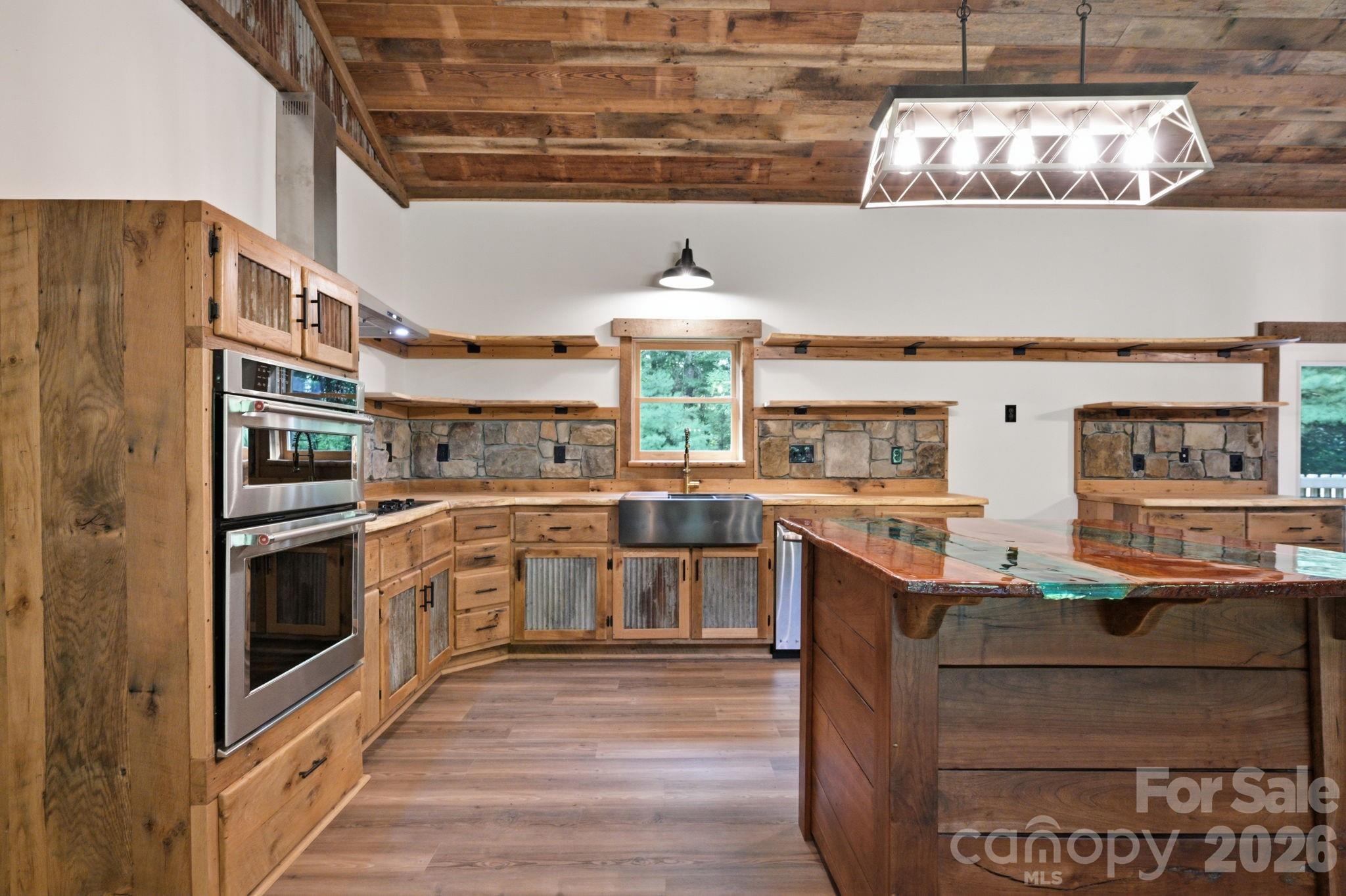 486 Hunter-lysik Way Property Photo 11