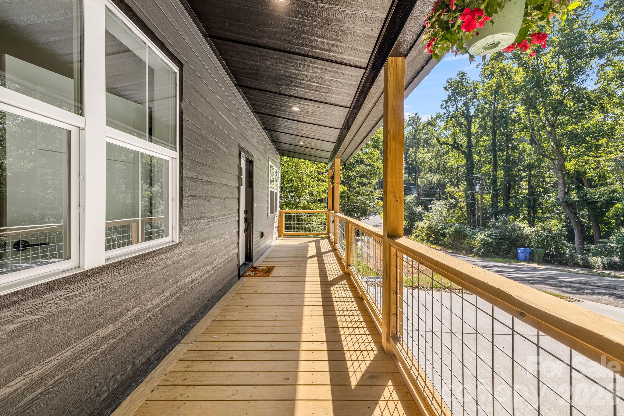 133 Appalachian Way Property Photo 4