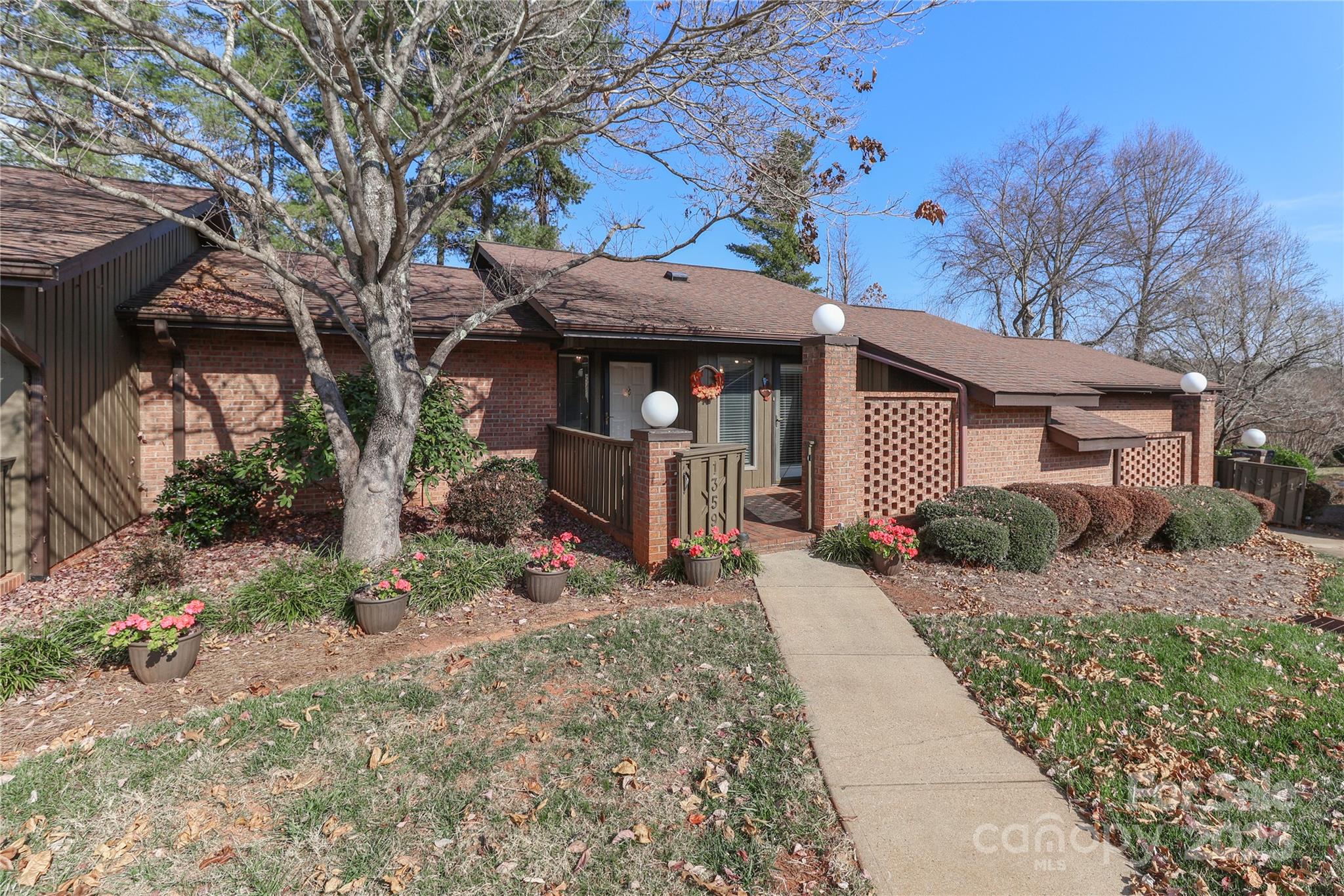 1359 Radio Road Property Photo 1