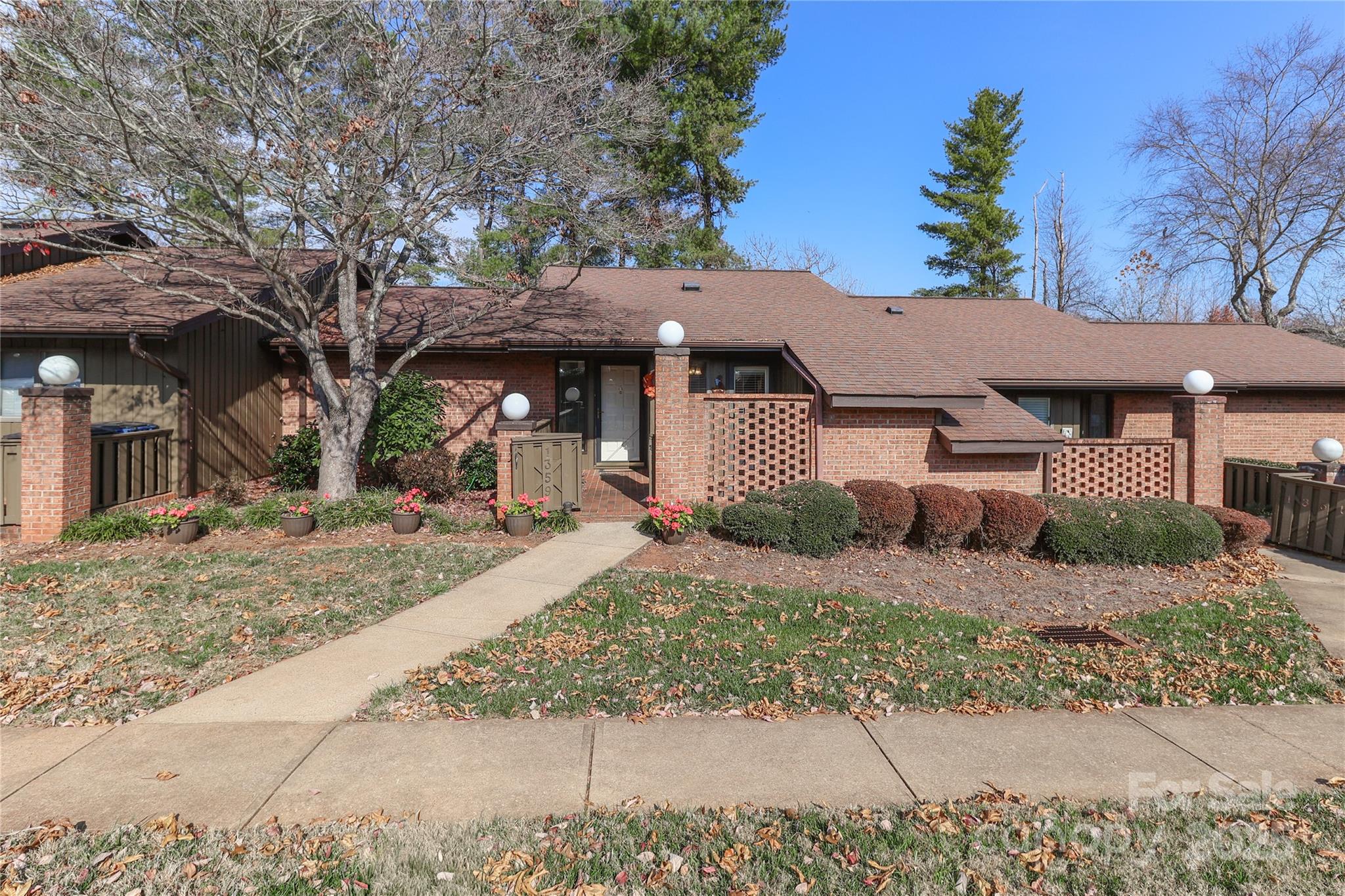 1359 Radio Road Property Photo 2