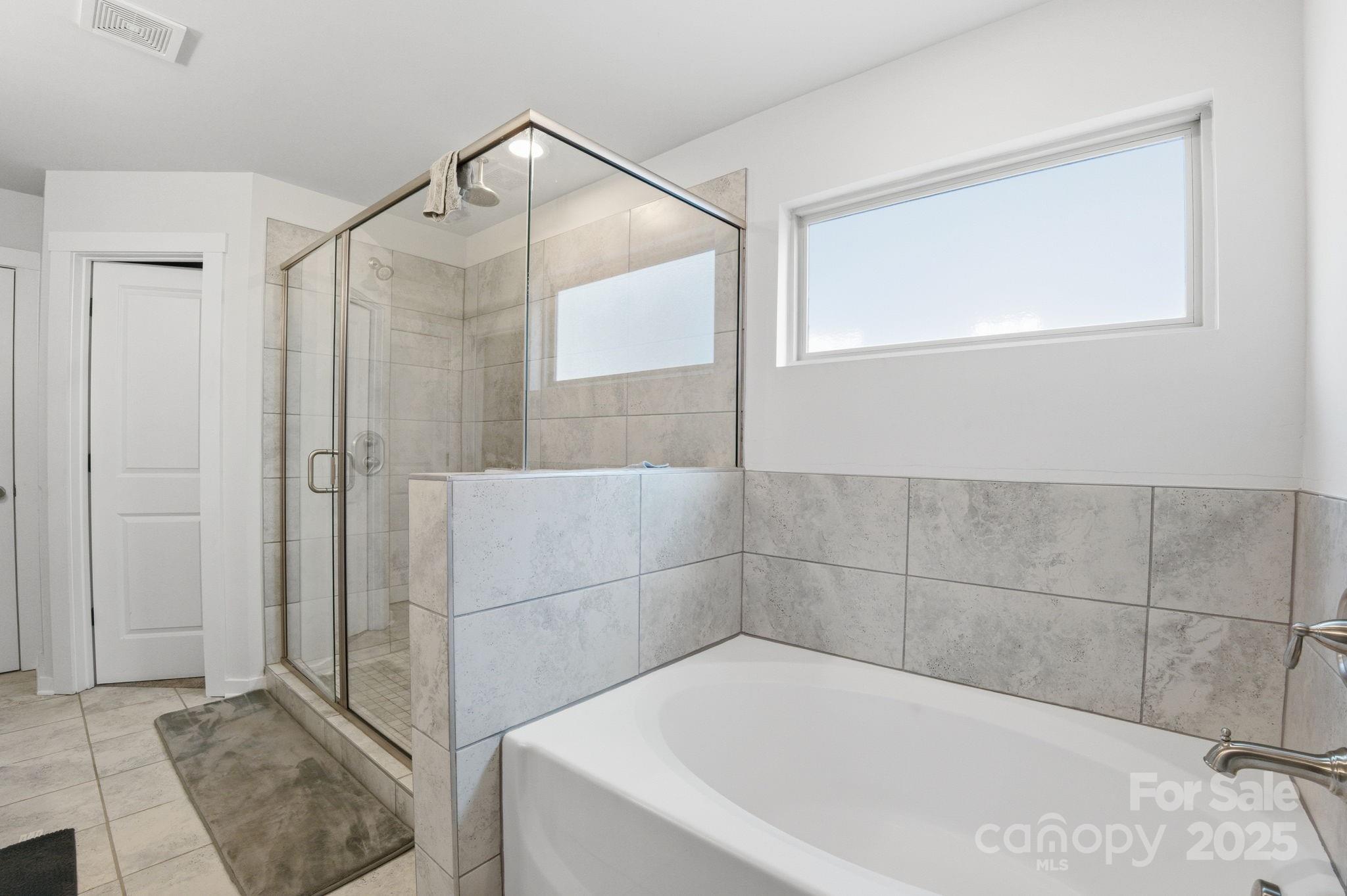 8220 Hudson Forest Drive Property Photo 20