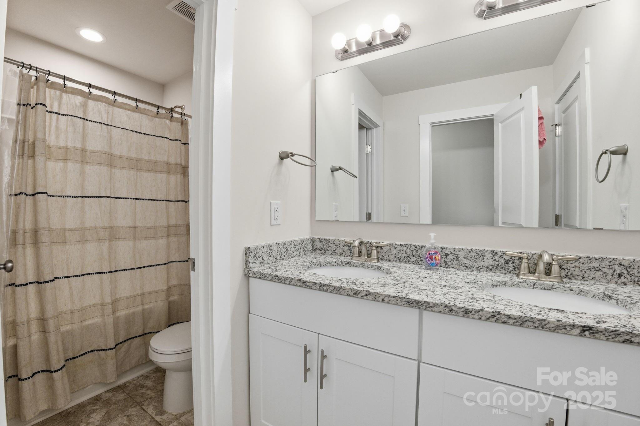 8220 Hudson Forest Drive Property Photo 29