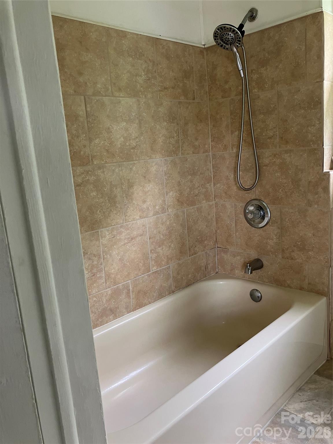 104 Countryside Drive Property Photo 12