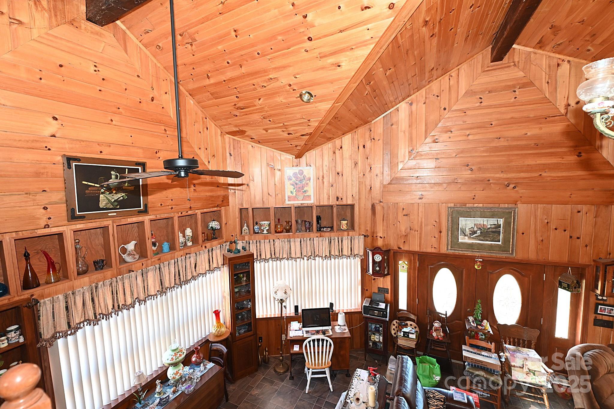 1859 Kale Road Property Photo 12
