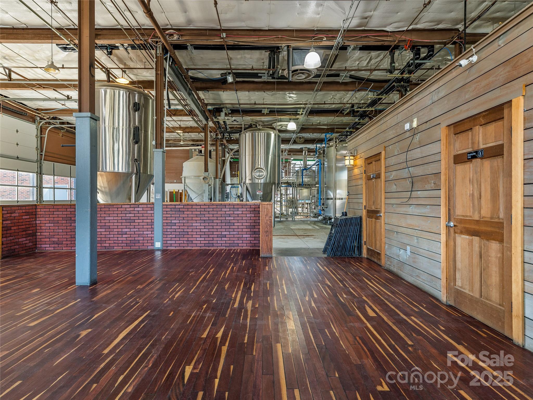 212 S Green Street Property Photo 19