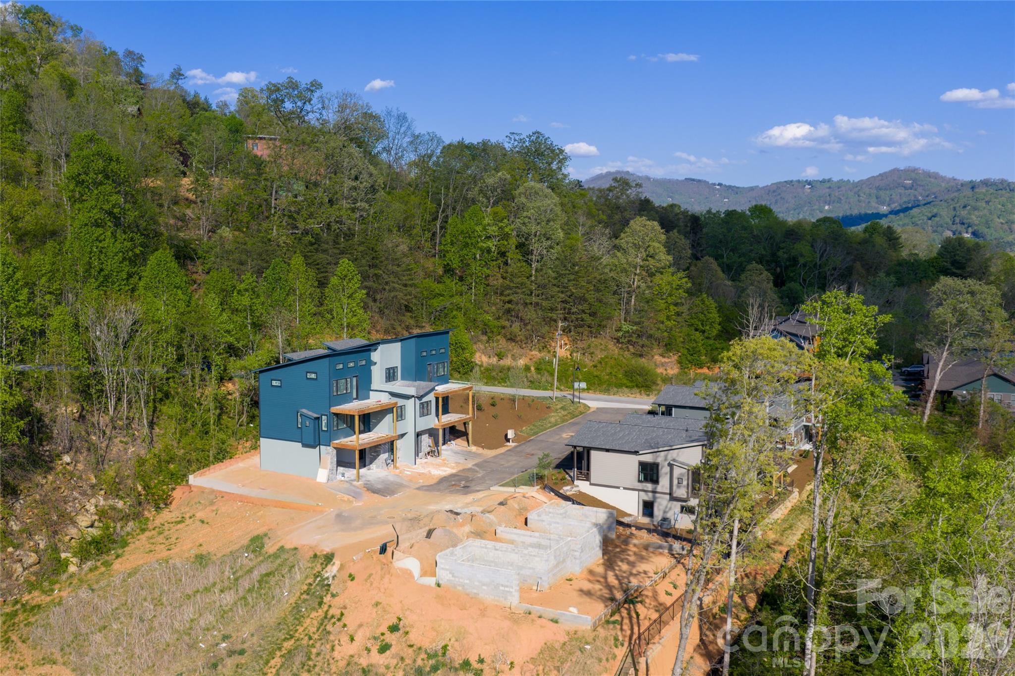 611 Storybook Villas Trail Property Photo 29