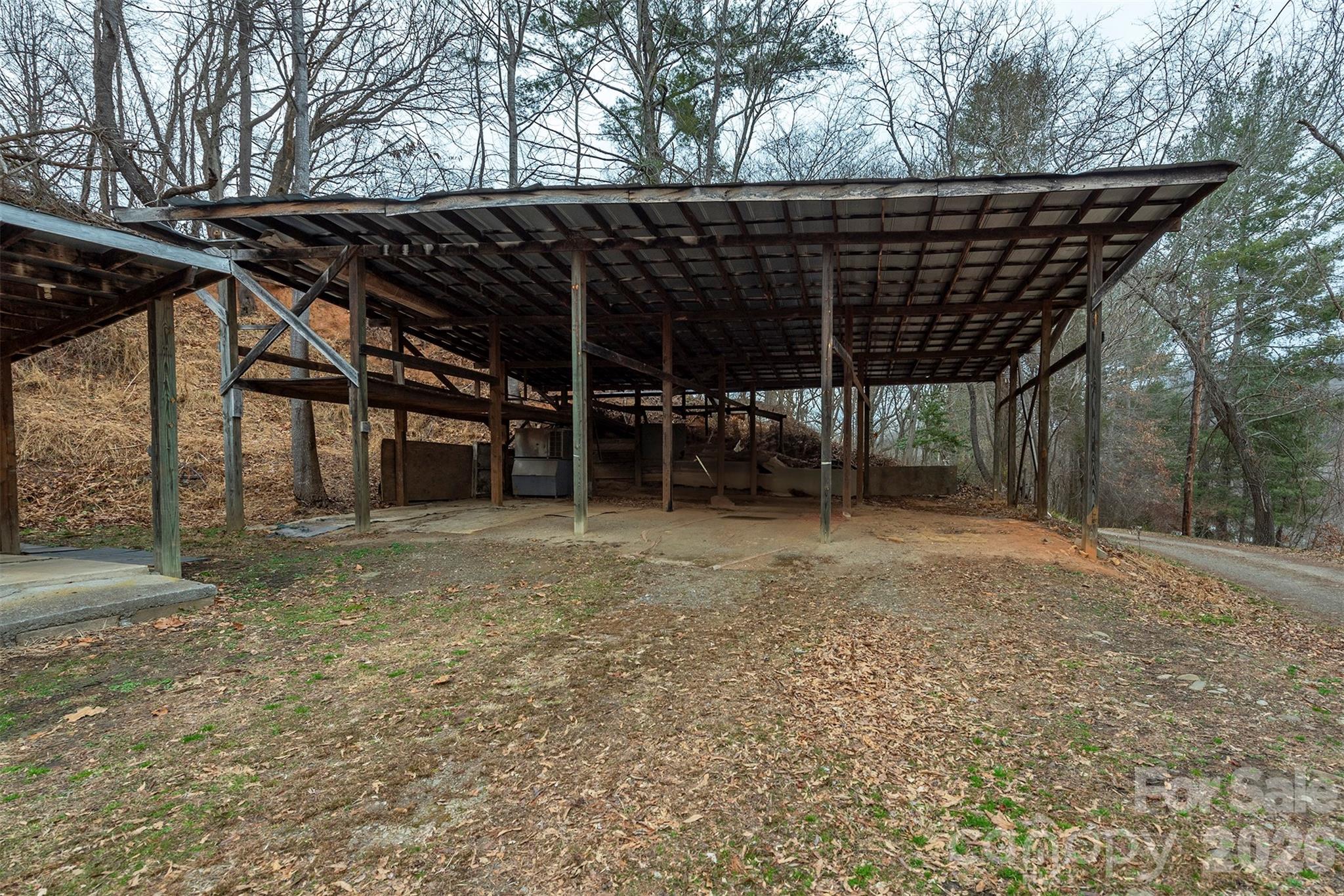 175 & 179 River Lane Property Photo 28
