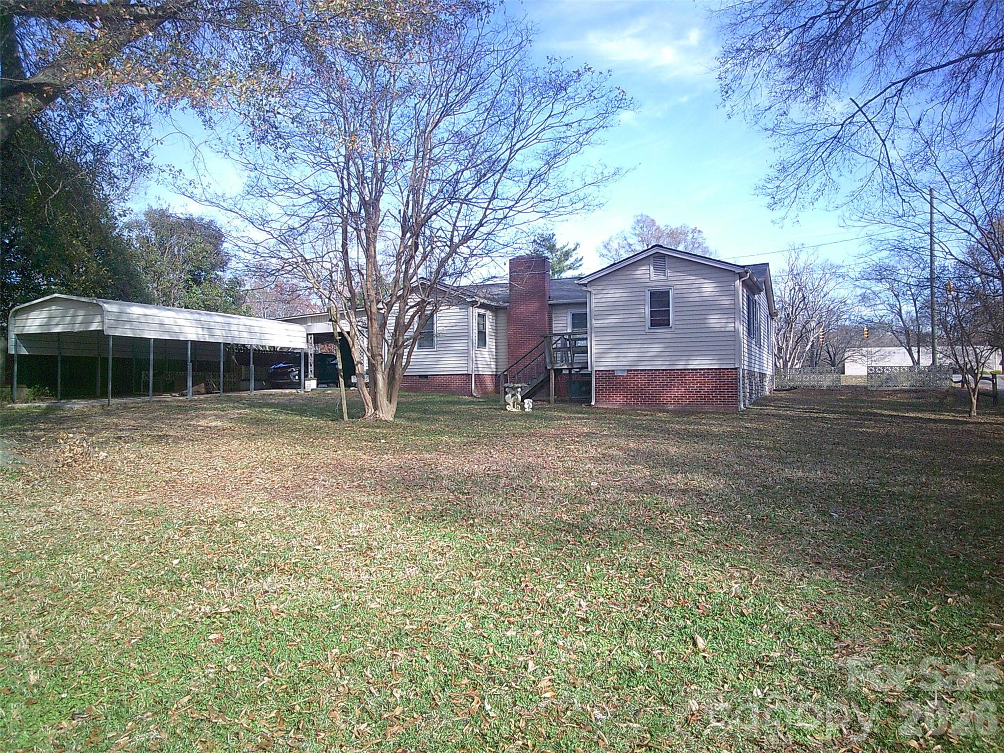 1303 W Dixon Boulevard Property Photo 7