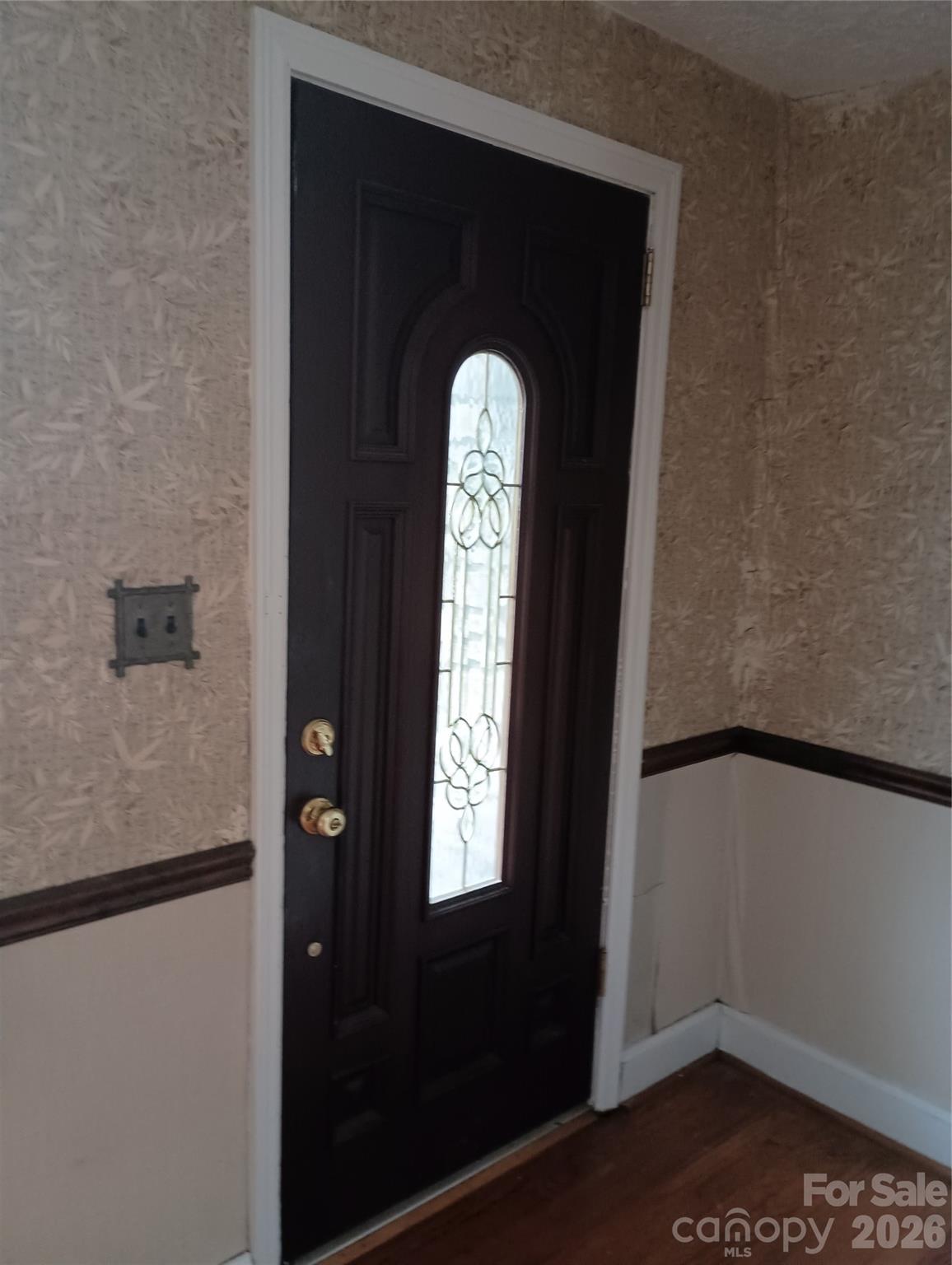 1303 W Dixon Boulevard Property Photo 22