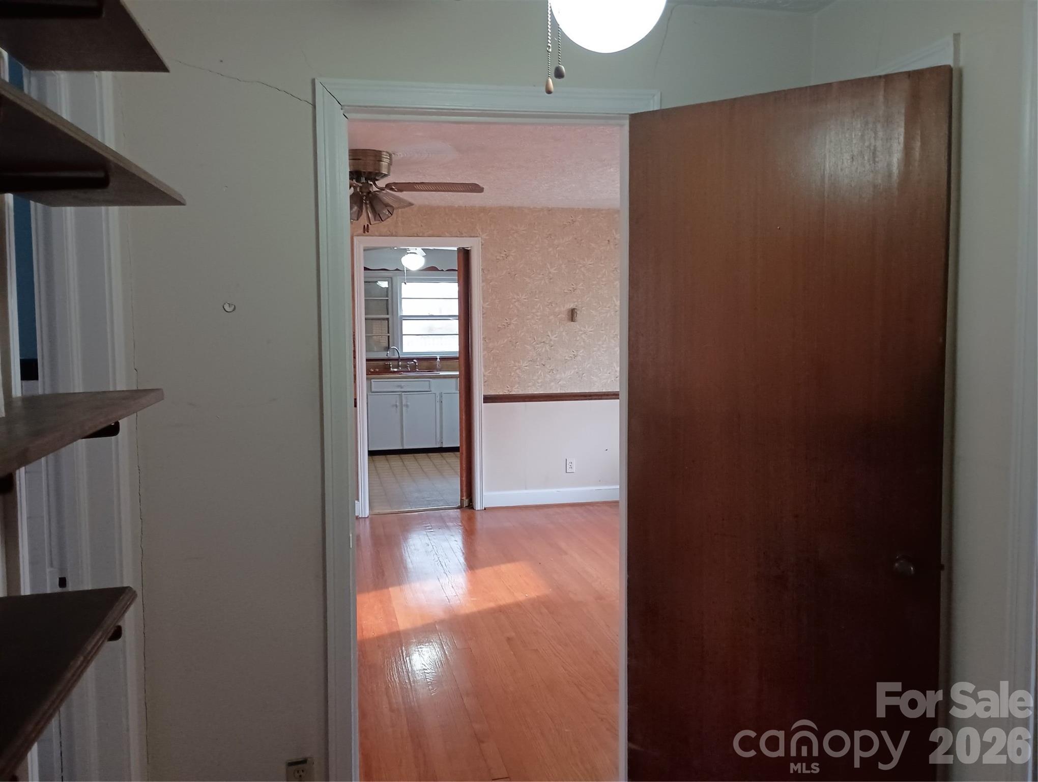 1303 W Dixon Boulevard Property Photo 25