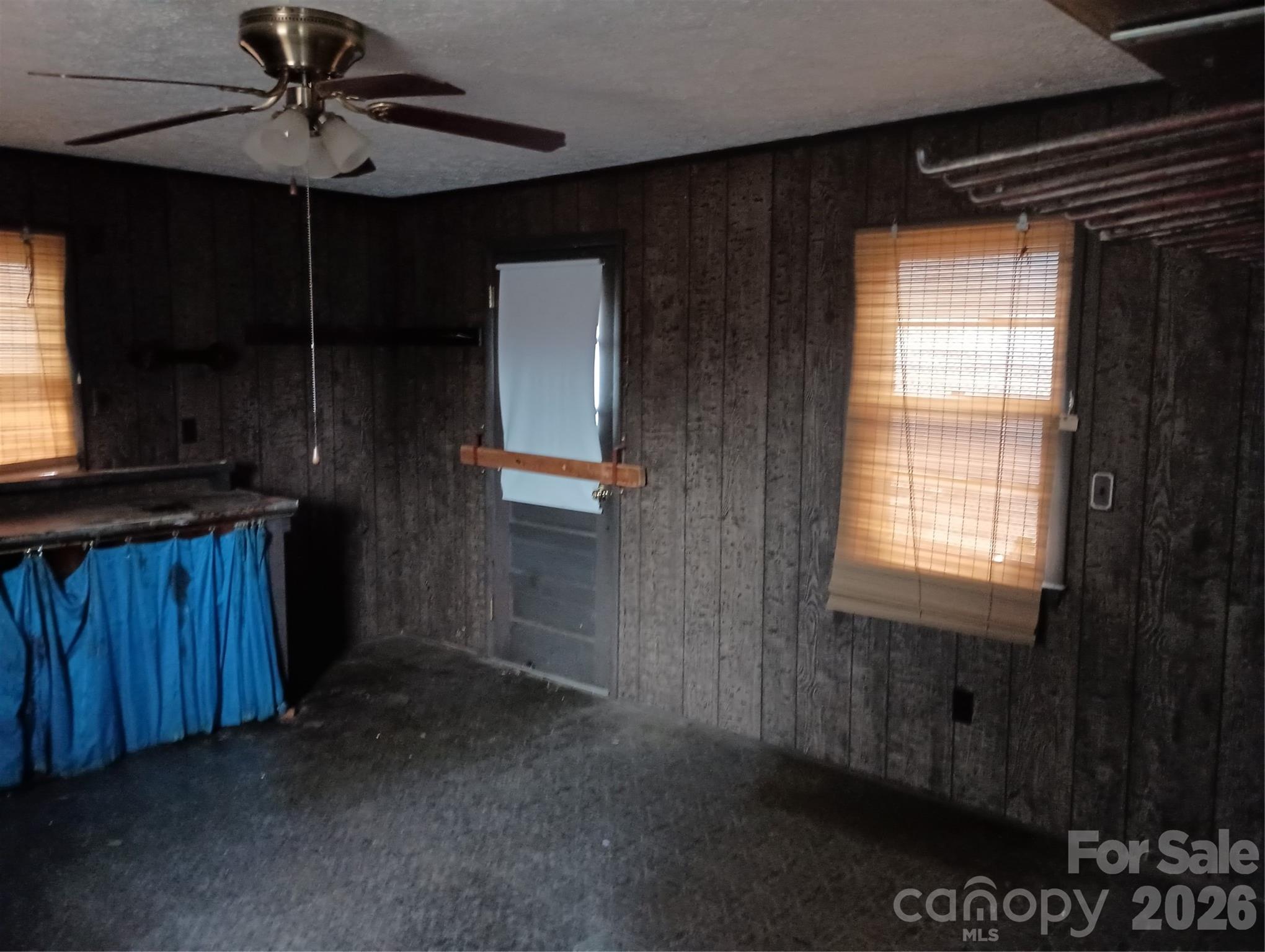1303 W Dixon Boulevard Property Photo 40