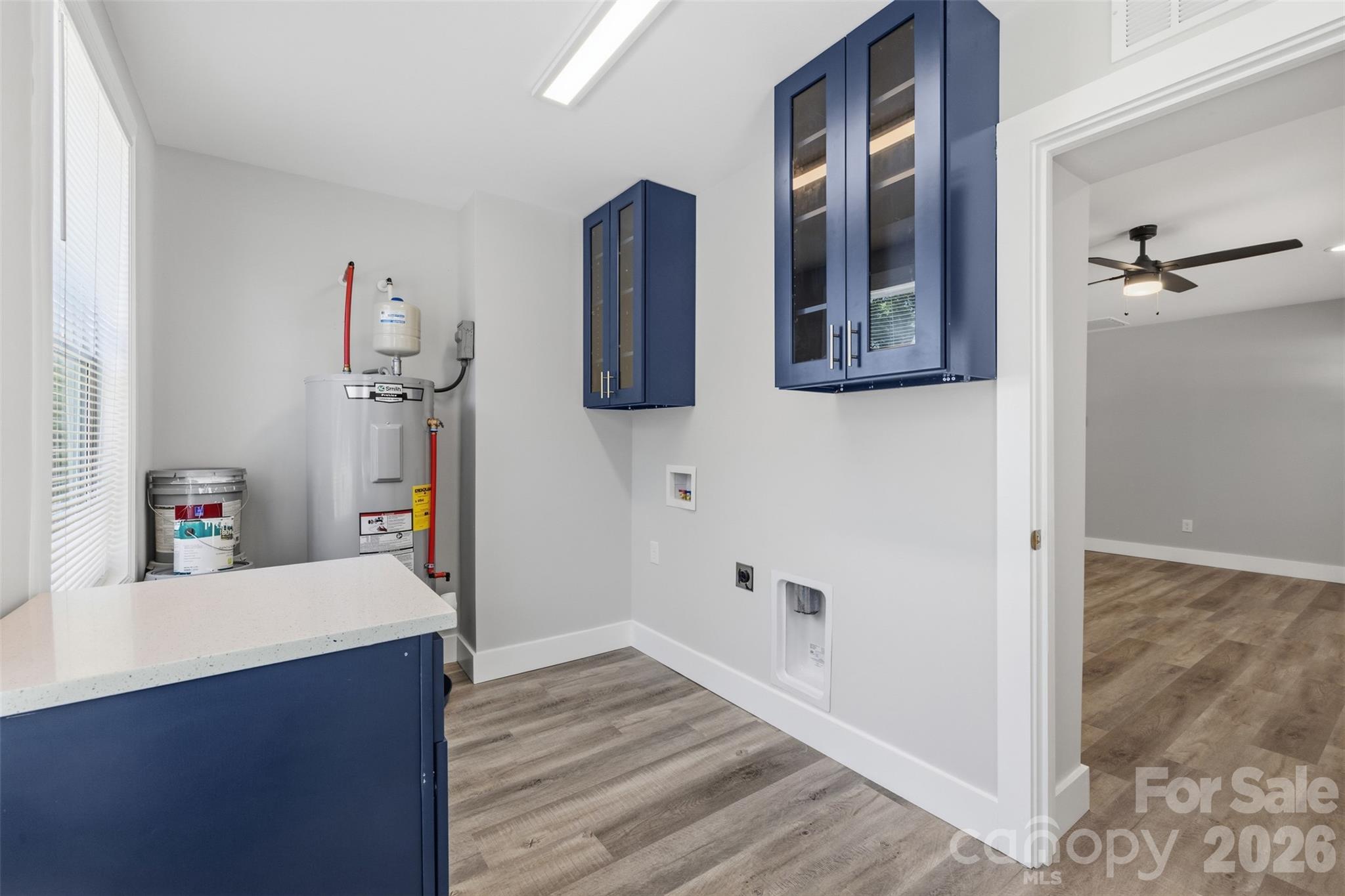 2414 Dickens Avenue Property Photo 27