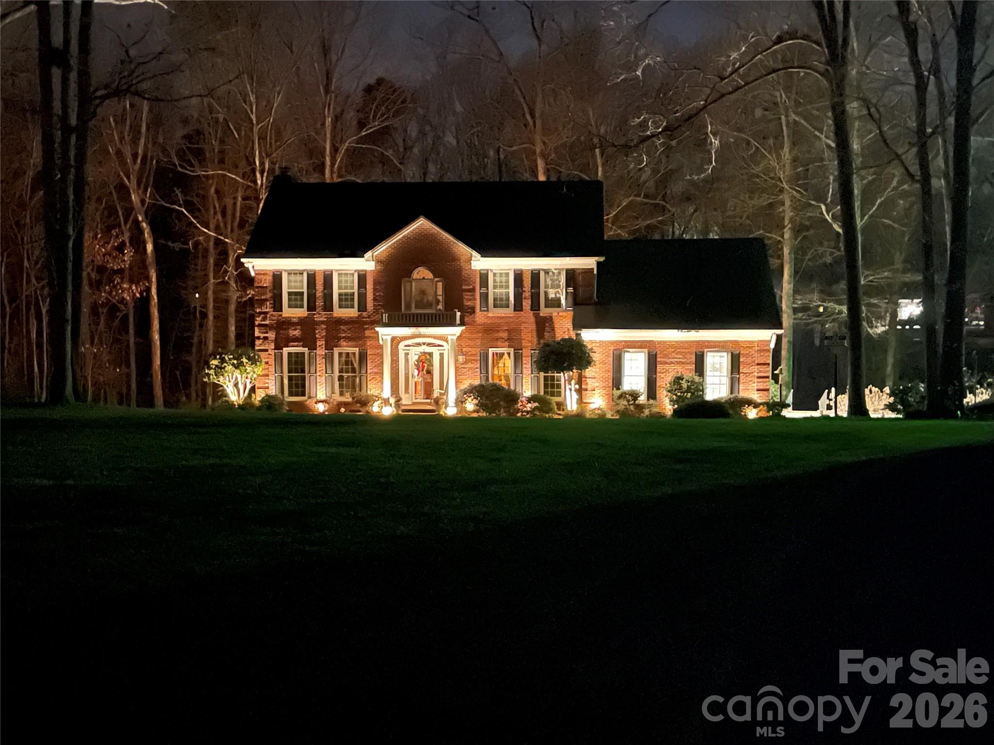 1600 Thornhill Drive Property Photo 1