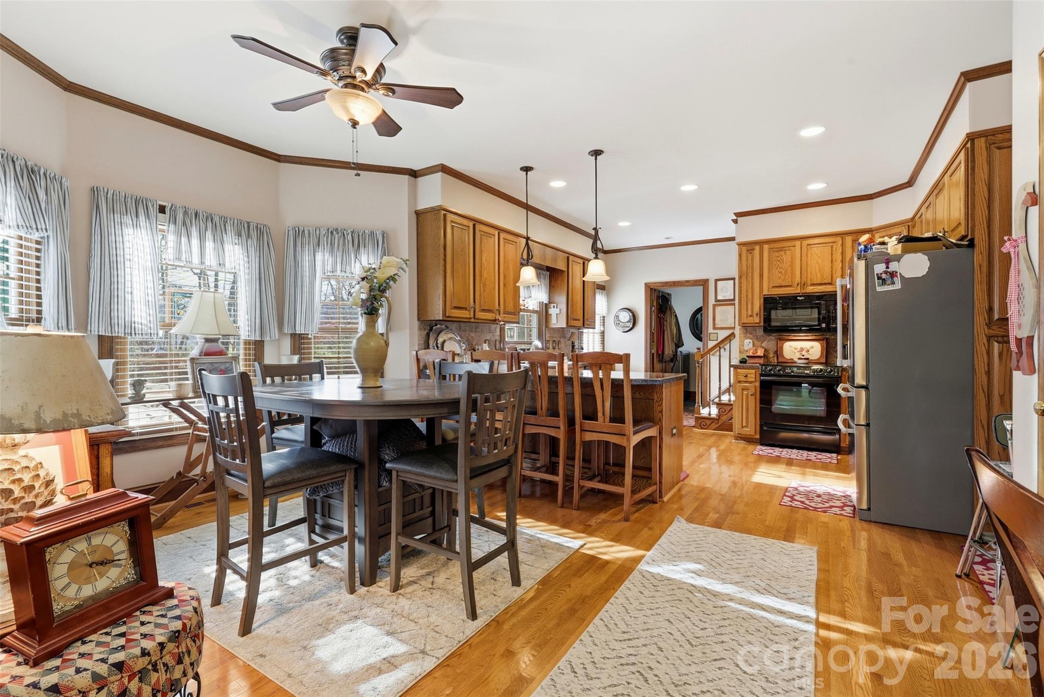1600 Thornhill Drive Property Photo 9
