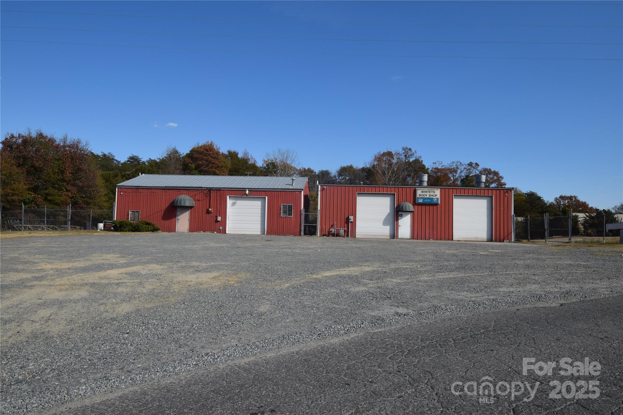 10310 Rozzelles Ferry Road Property Photo 1