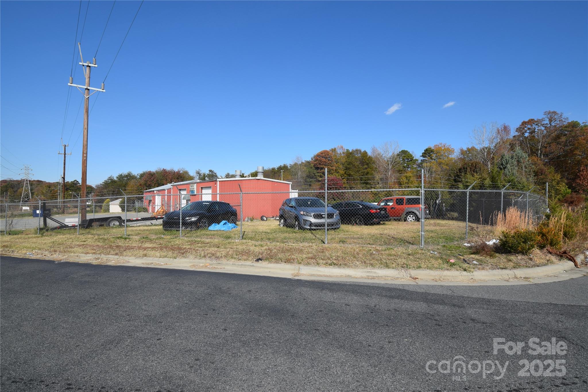 10310 Rozzelles Ferry Road Property Photo 4