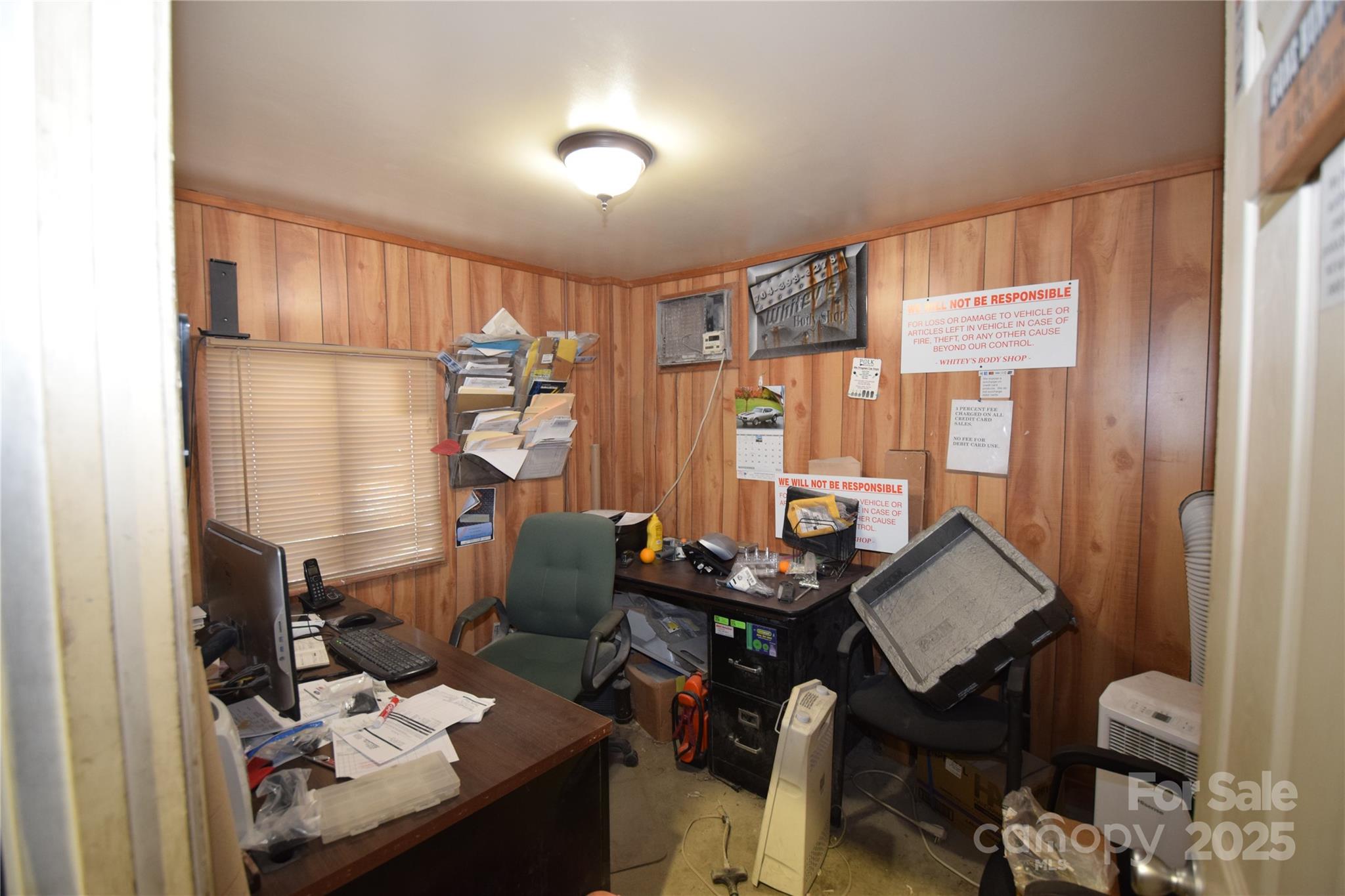 10310 Rozzelles Ferry Road Property Photo 7