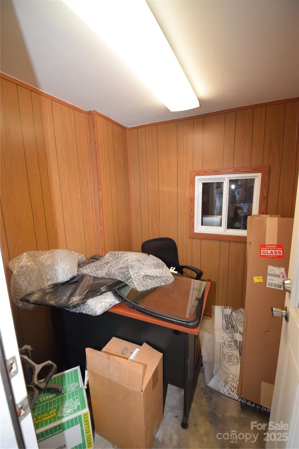10310 Rozzelles Ferry Road Property Photo 8