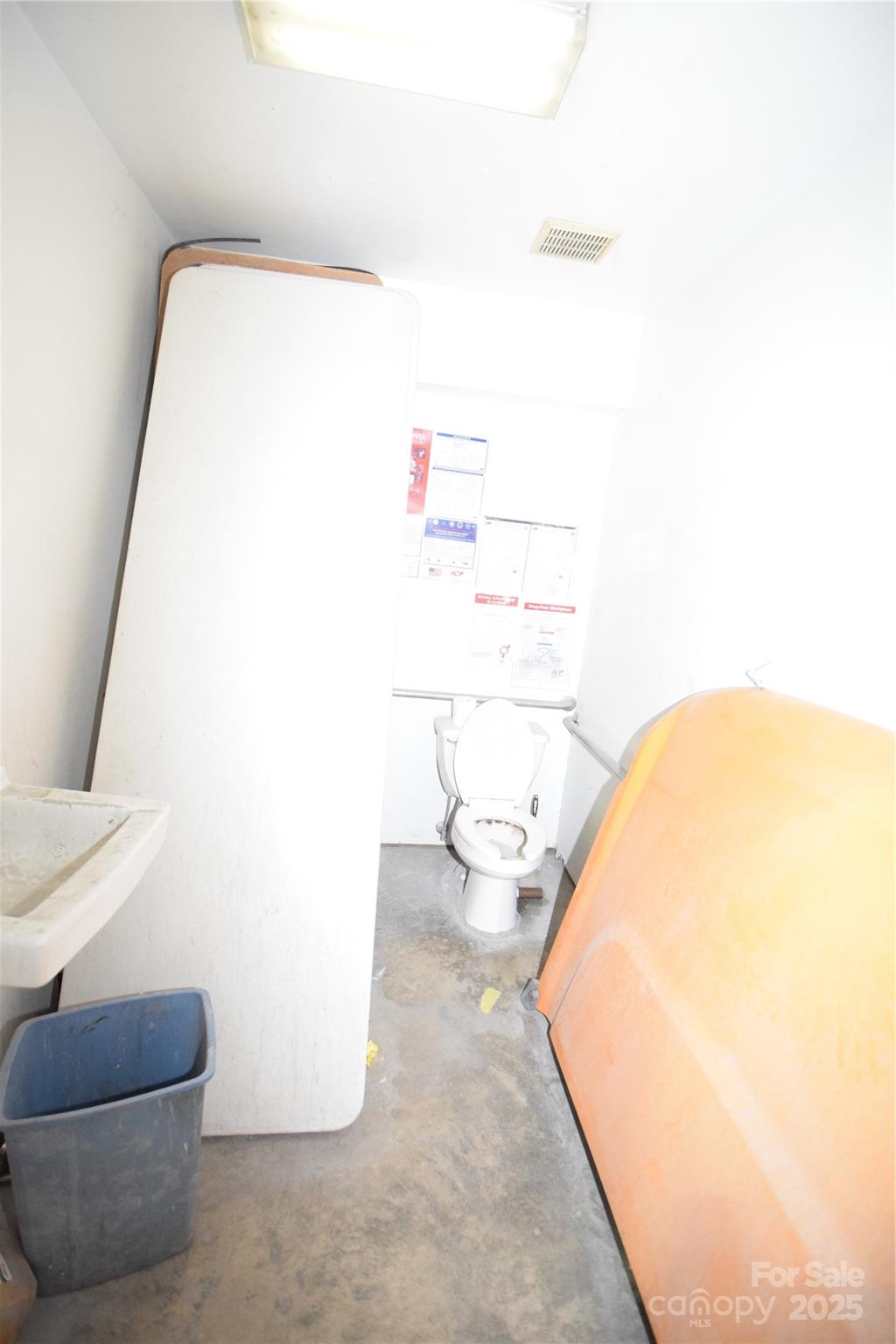 10310 Rozzelles Ferry Road Property Photo 21