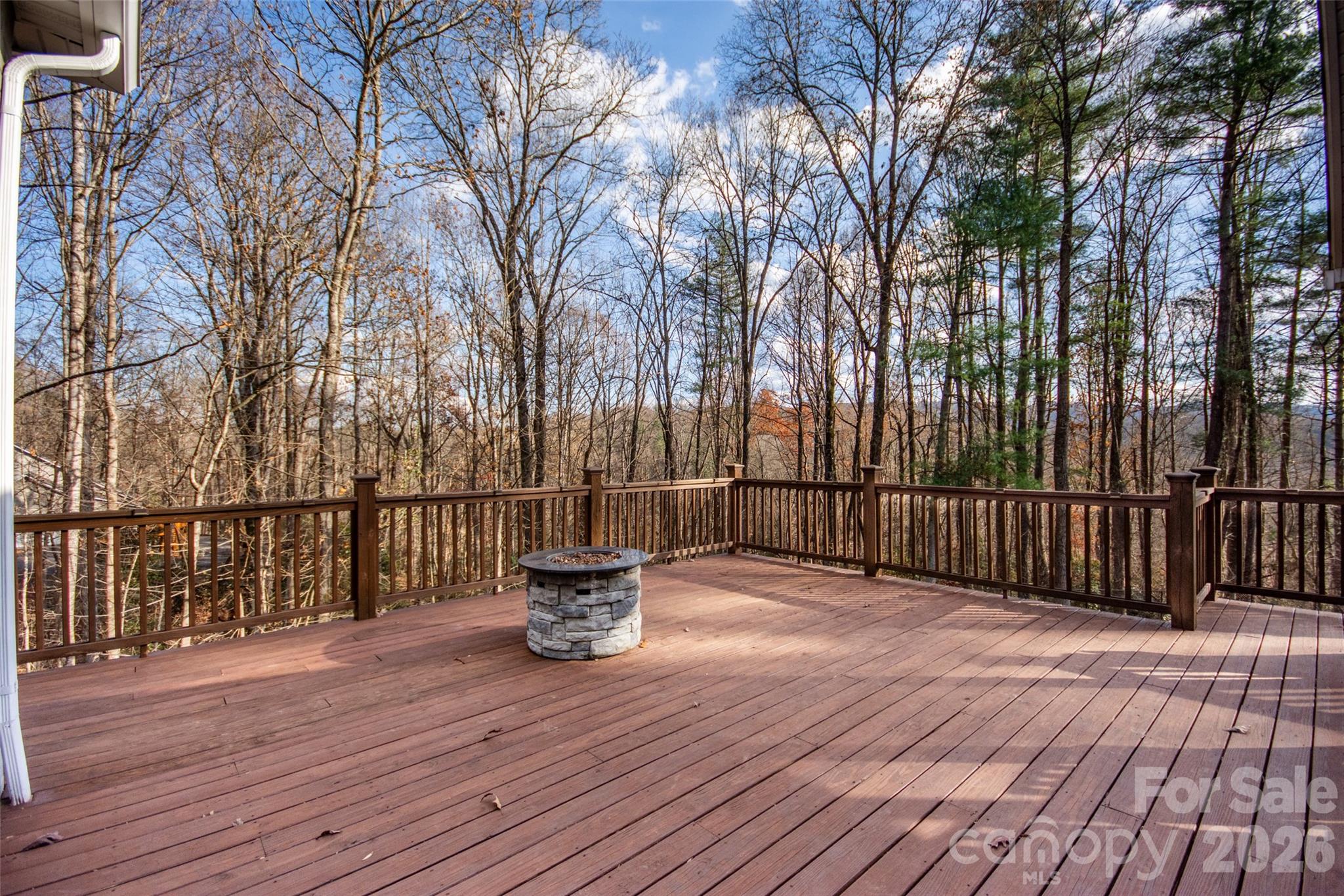 2193 Hawthorne Lane Property Photo 22