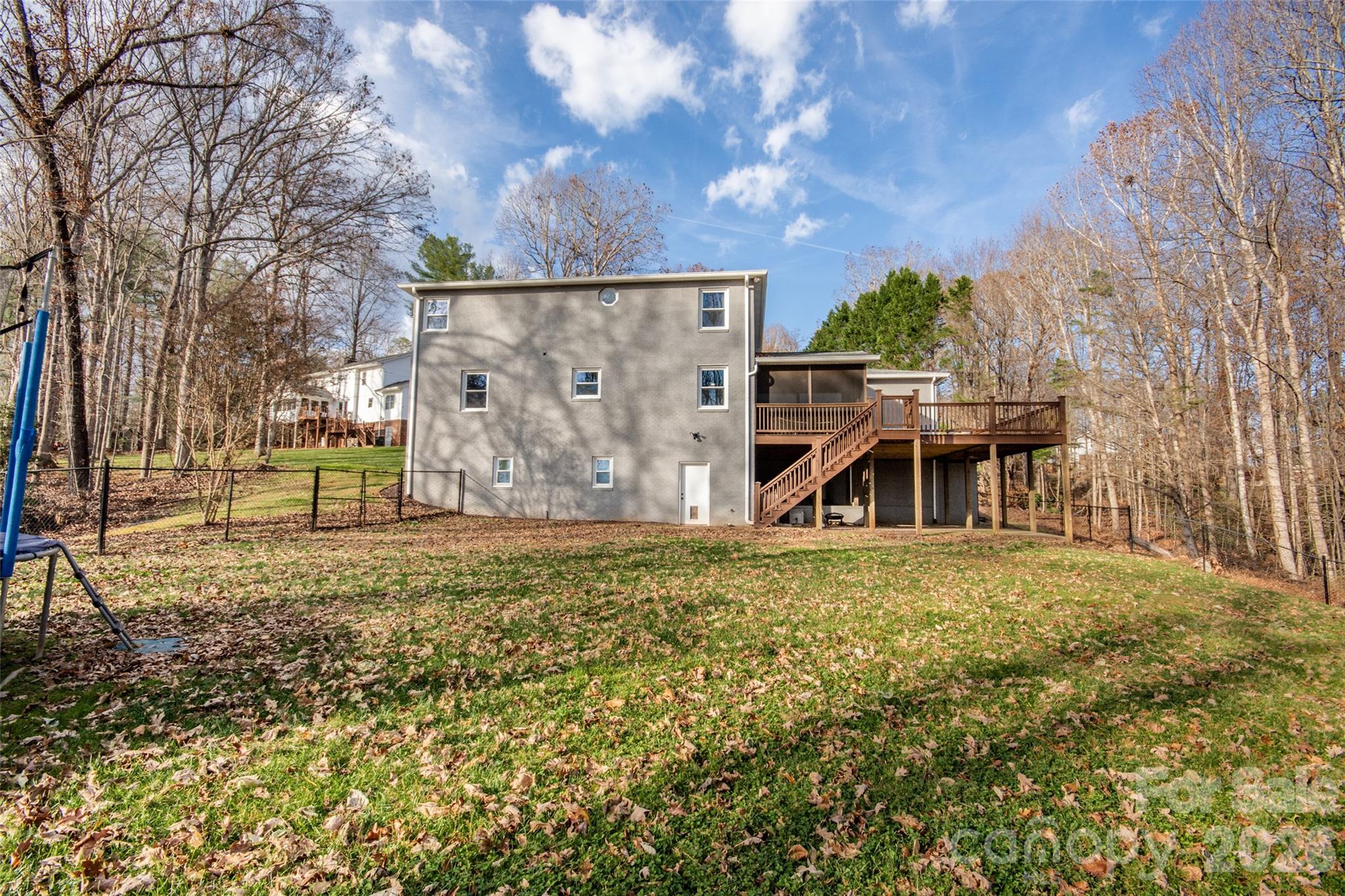2193 Hawthorne Lane Property Photo 45