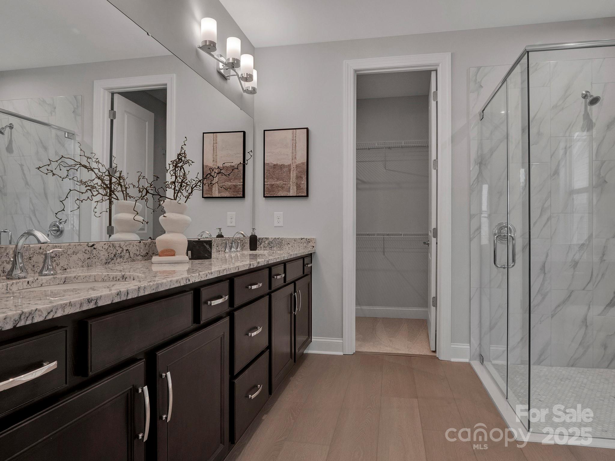4225 Honey Locust Drive Property Photo 13
