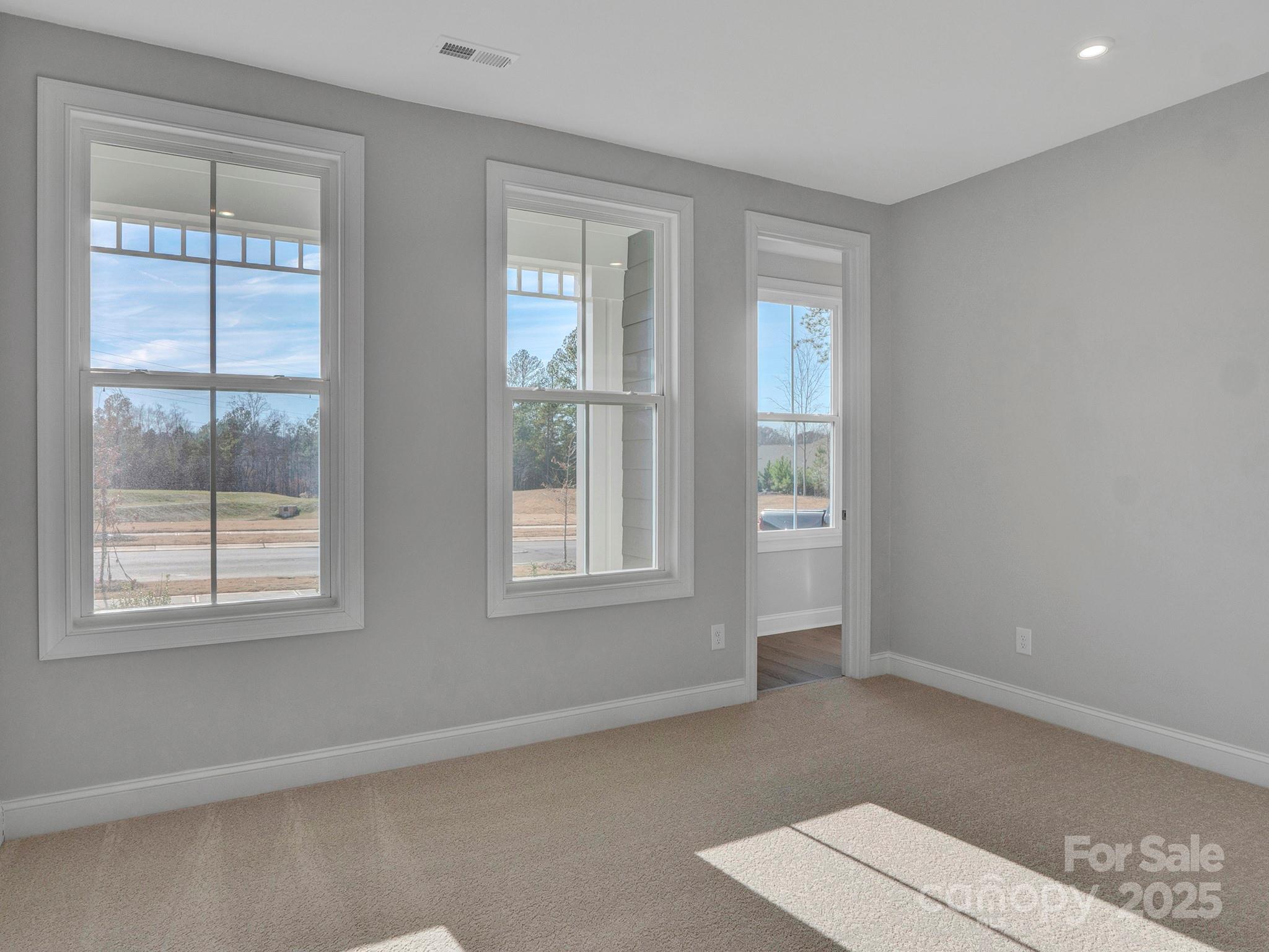 4225 Honey Locust Drive Property Photo 20