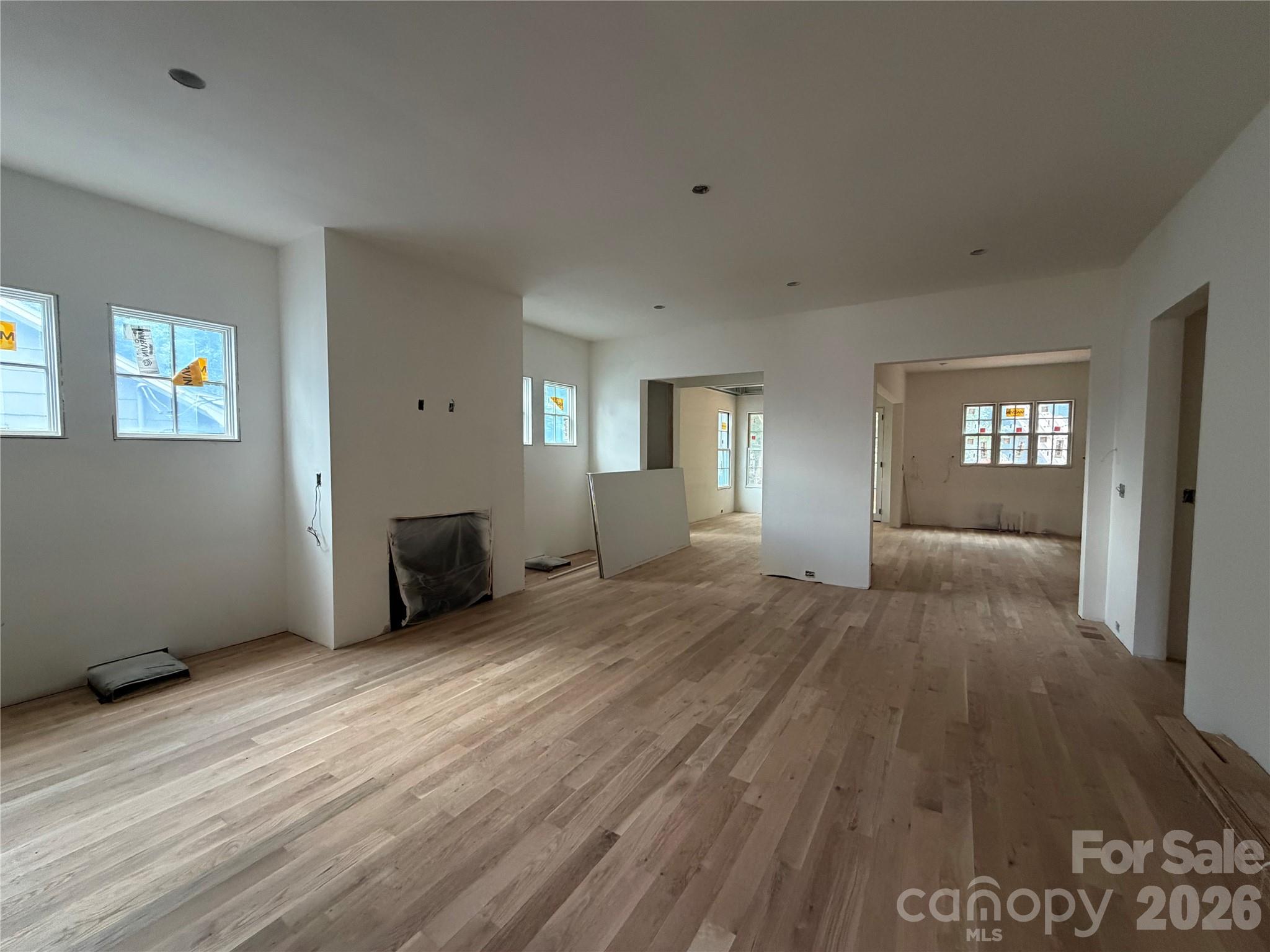 4127 Commonwealth Avenue Property Photo 4