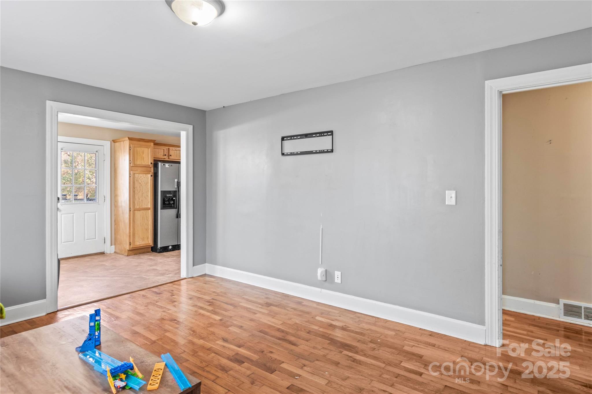 133 South Street 99 Property Photo 6