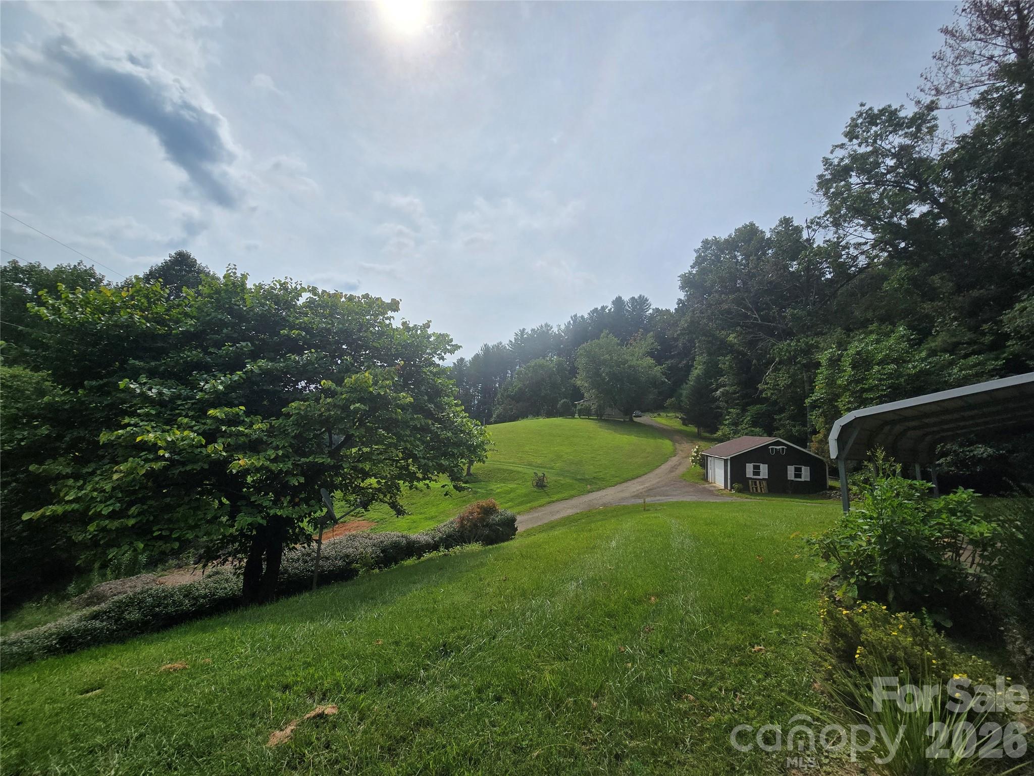 707 Lickskillet Road Property Photo 5