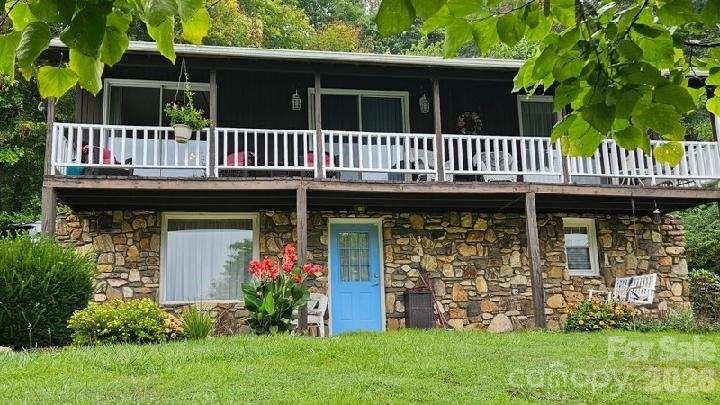 707 Lickskillet Road Property Photo 7