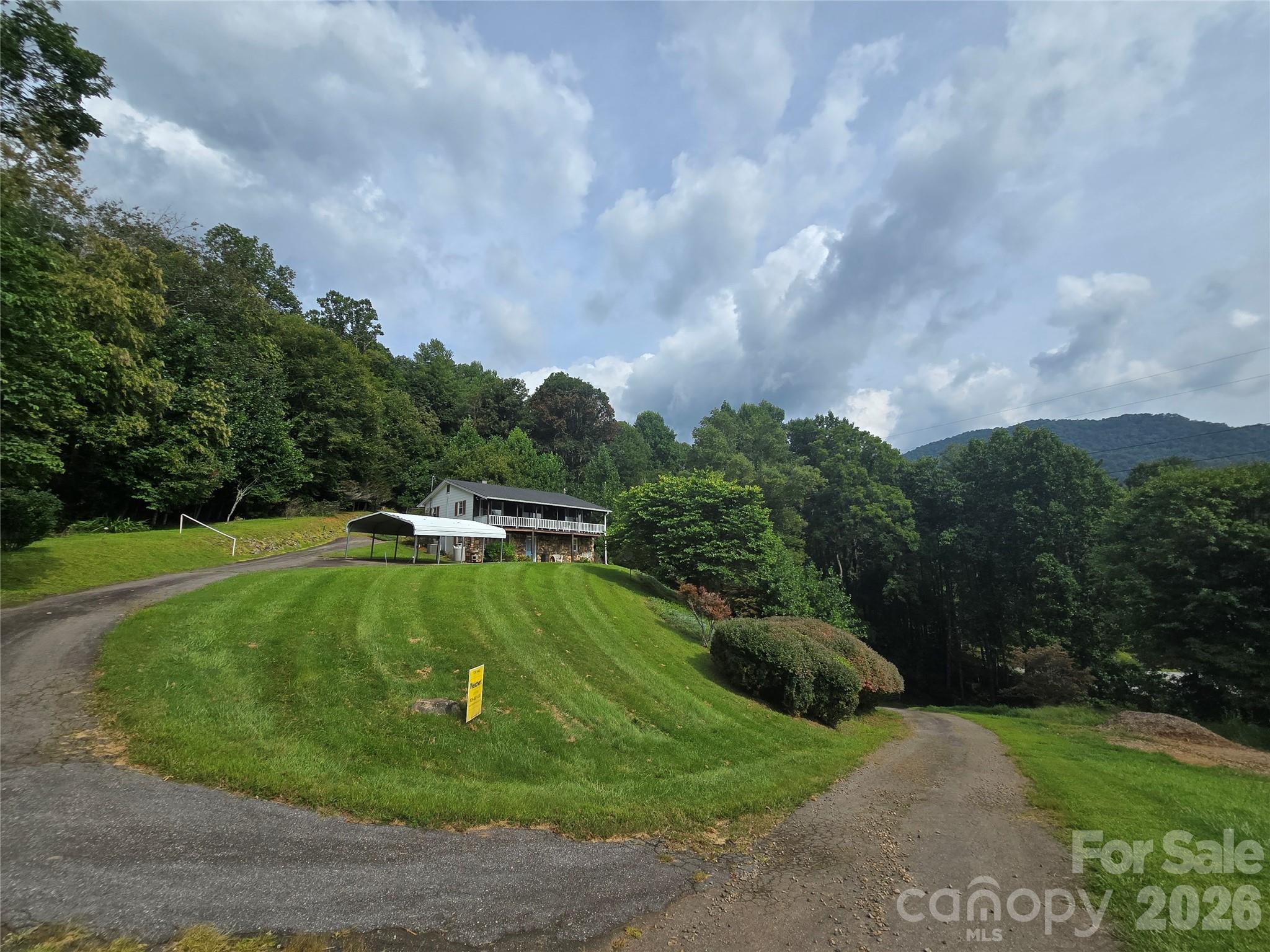 707 Lickskillet Road Property Photo 10