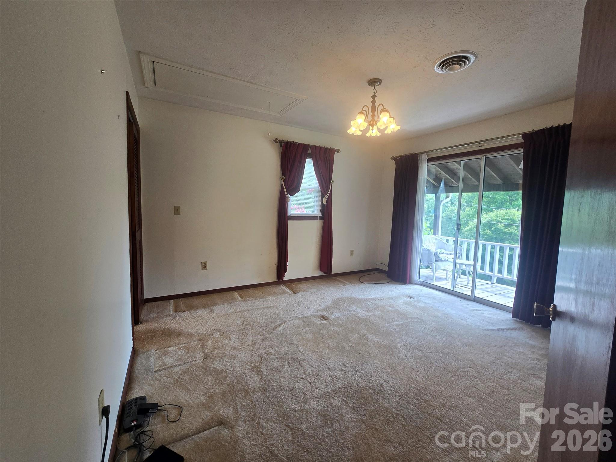 707 Lickskillet Road Property Photo 21