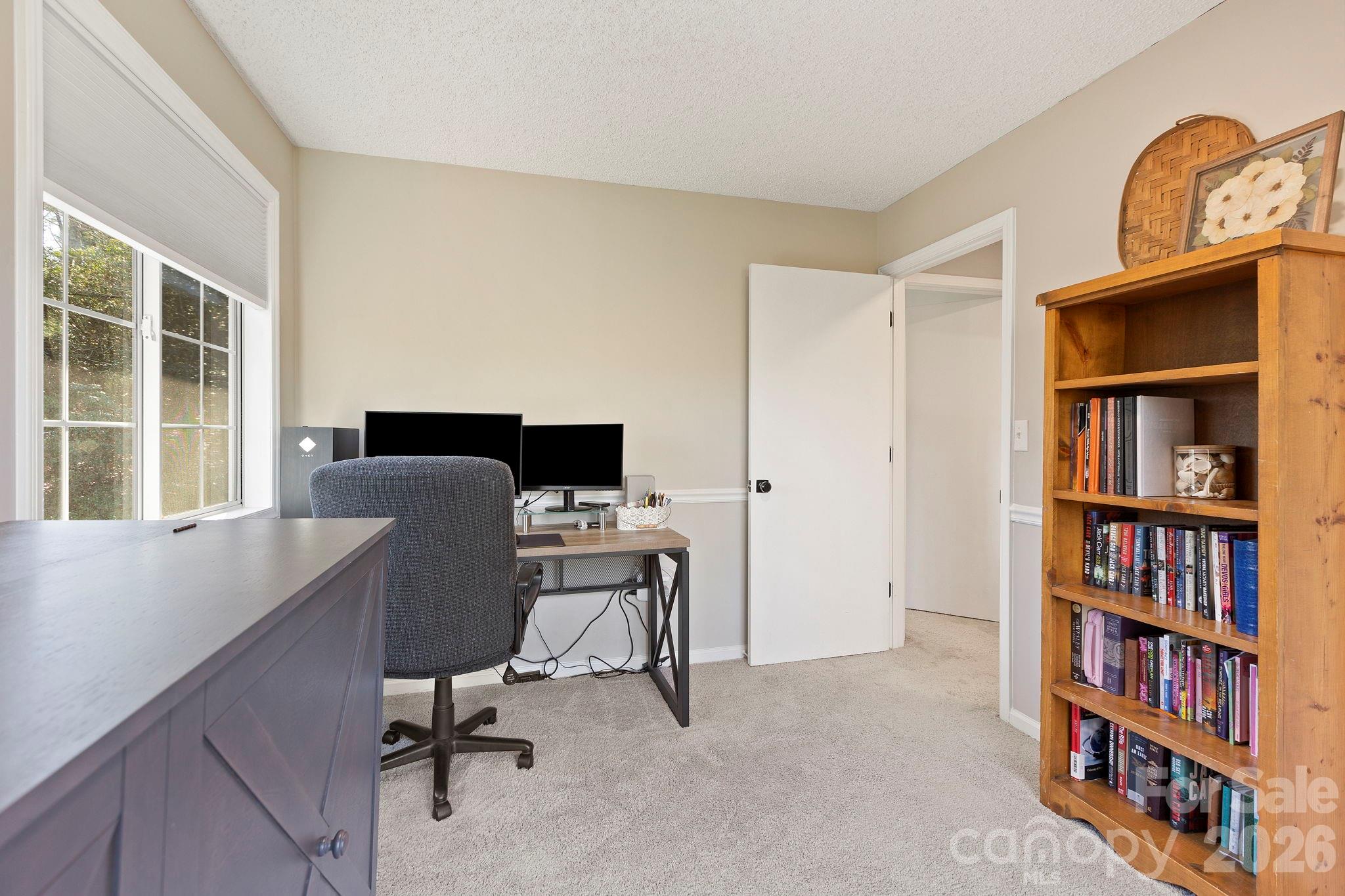 124 Flat Creek Drive Property Photo 7