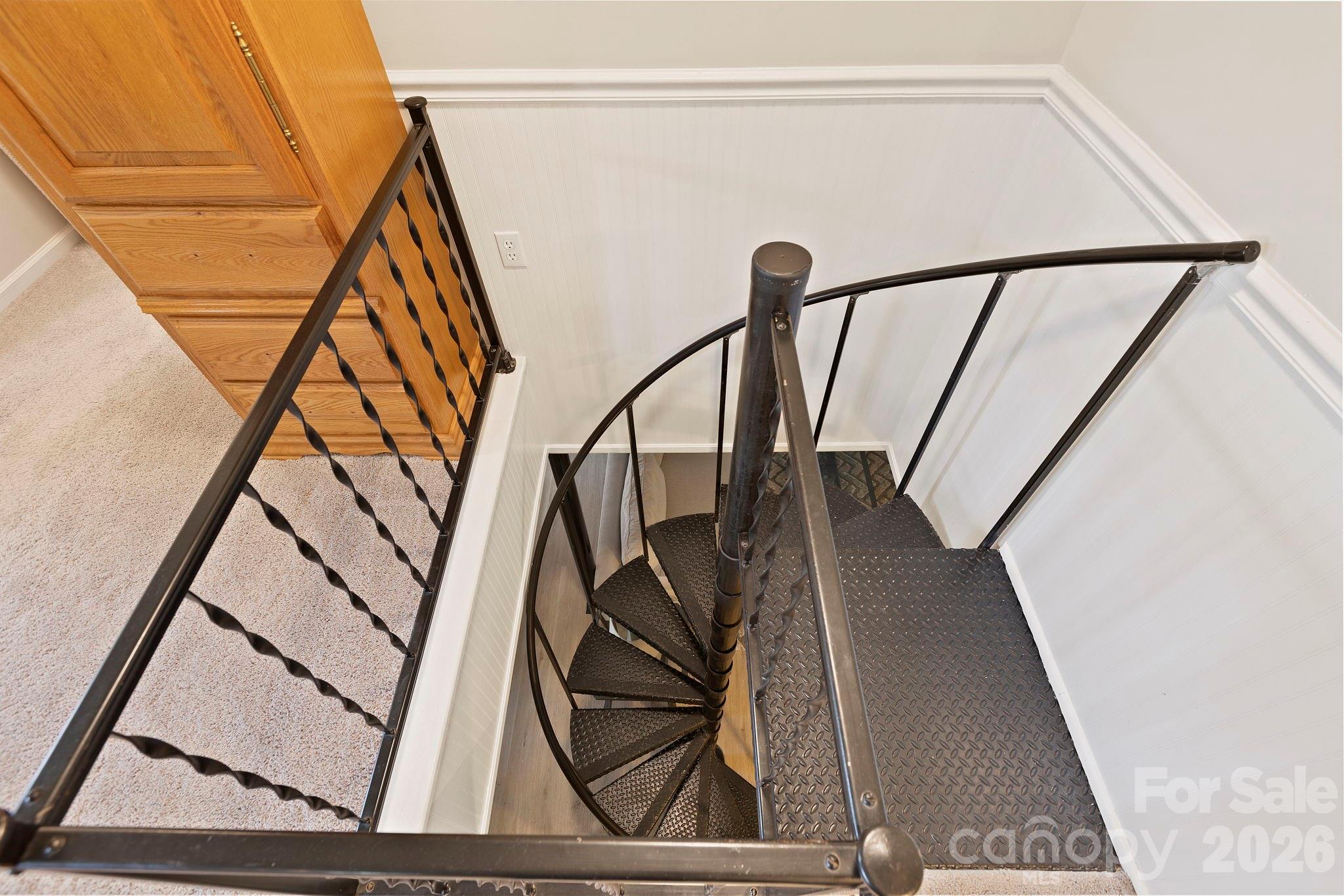 124 Flat Creek Drive Property Photo 10