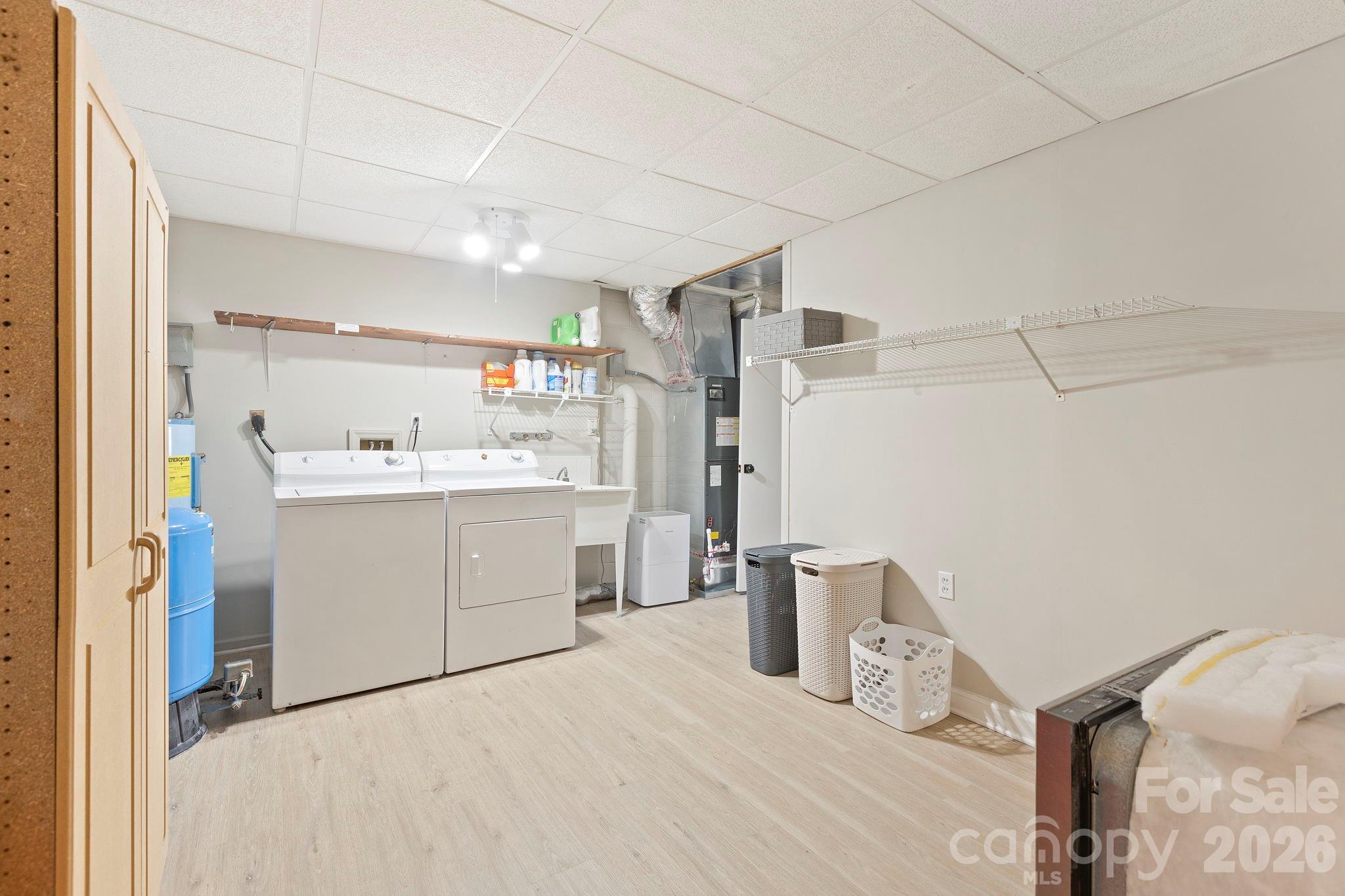 124 Flat Creek Drive Property Photo 13