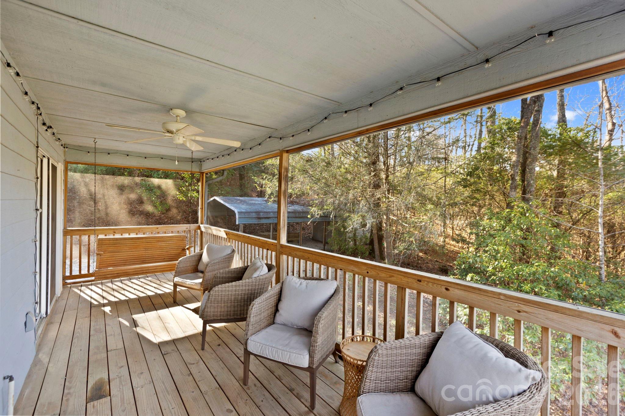 124 Flat Creek Drive Property Photo 19