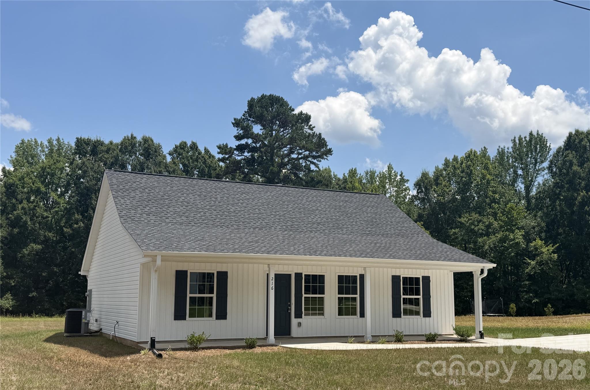 216 Mcclain Street 5 Property Photo 1