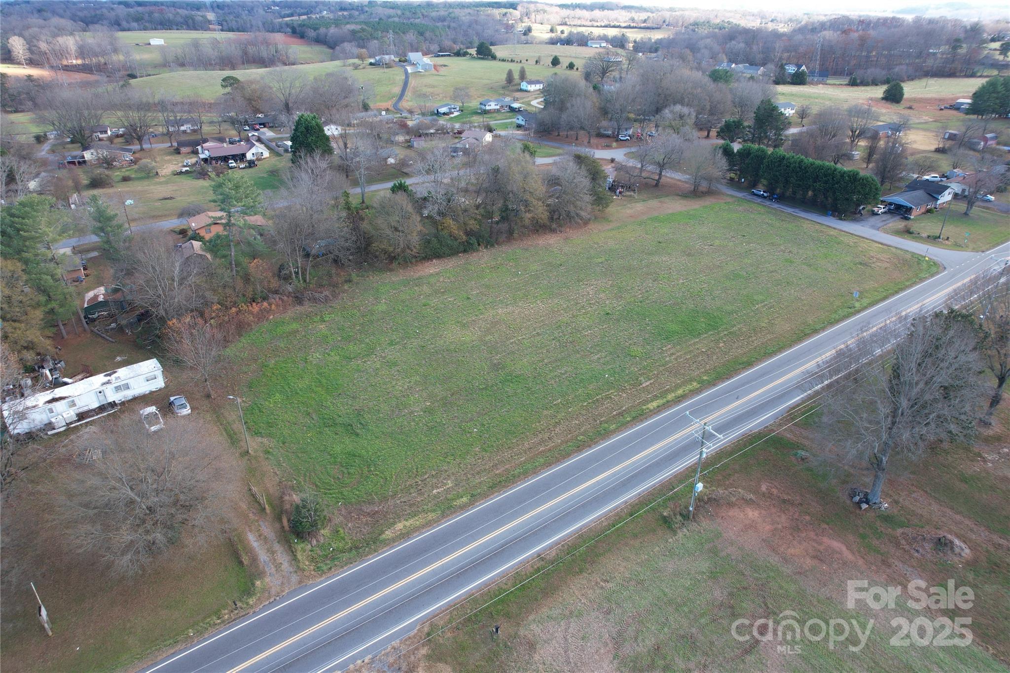 00 Hwy 16 Highway Property Photo 1