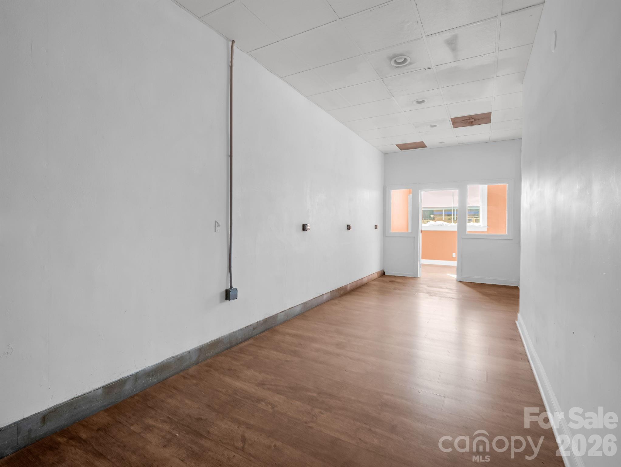 101 E First Street Property Photo 20