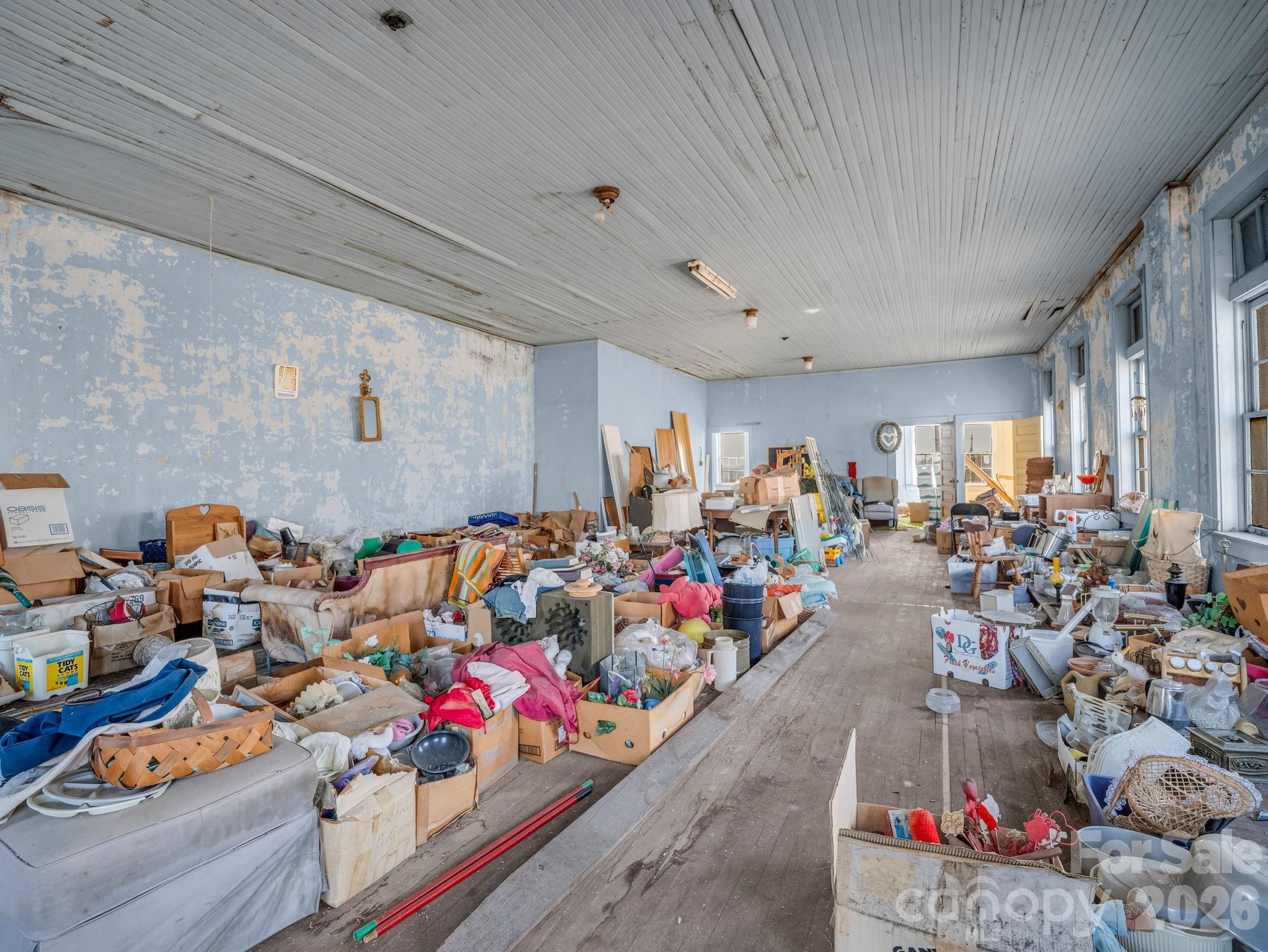 101 E First Street Property Photo 40
