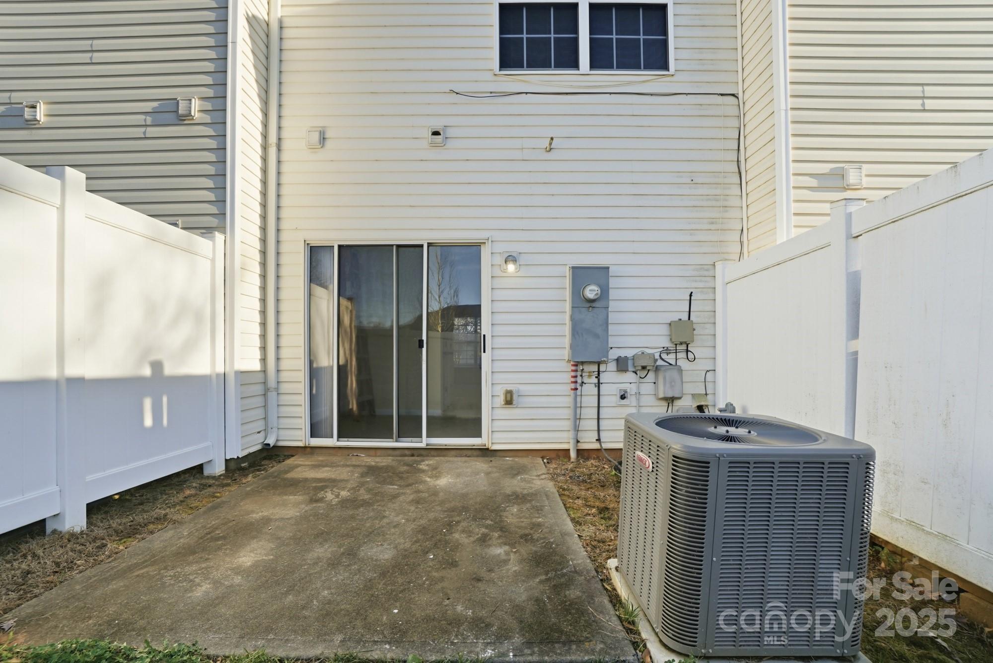 4944 Kotlik Drive Property Photo 8