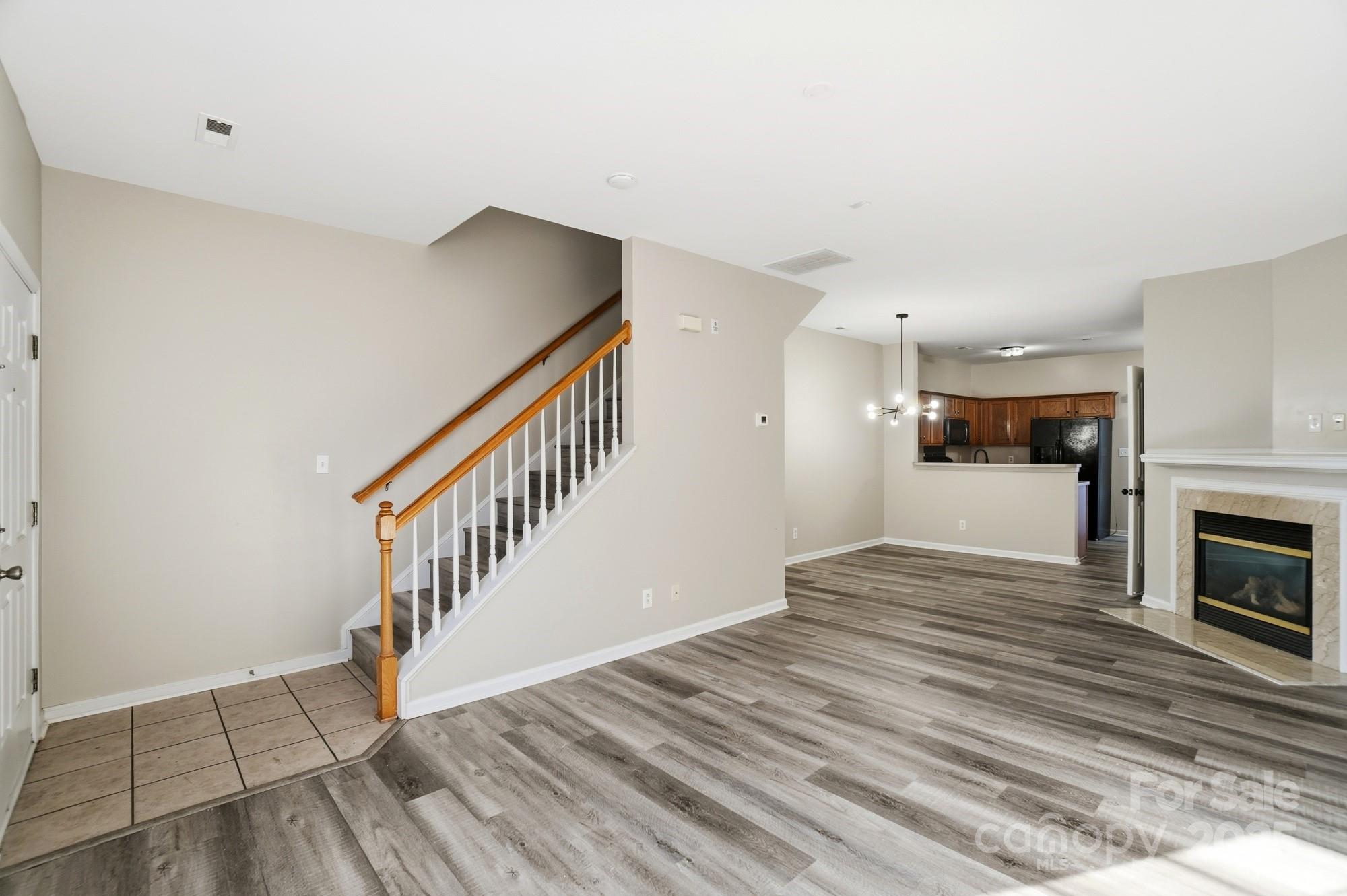 4944 Kotlik Drive Property Photo 10