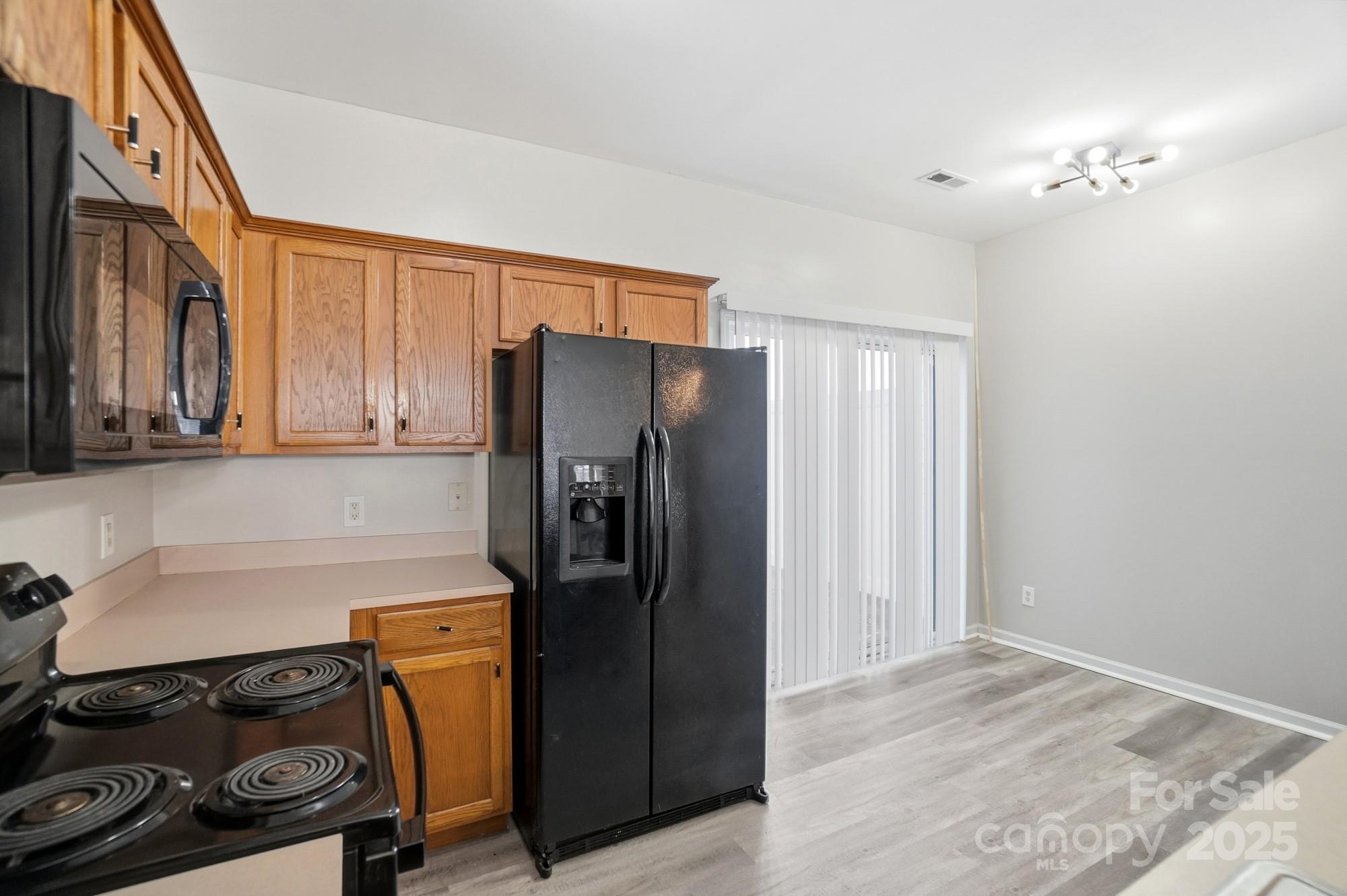 4944 Kotlik Drive Property Photo 19